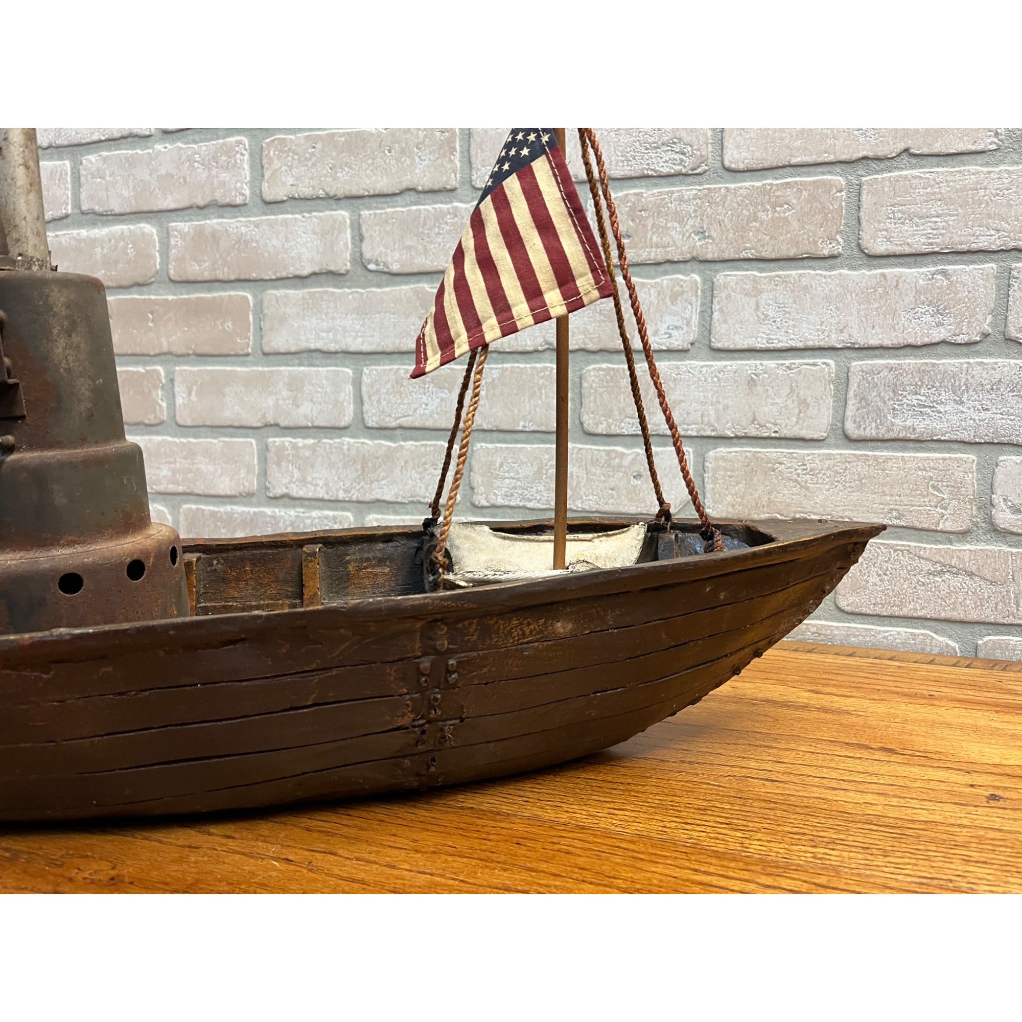Folk Art Handmade Steam Powered Engine River Pond Boat Model