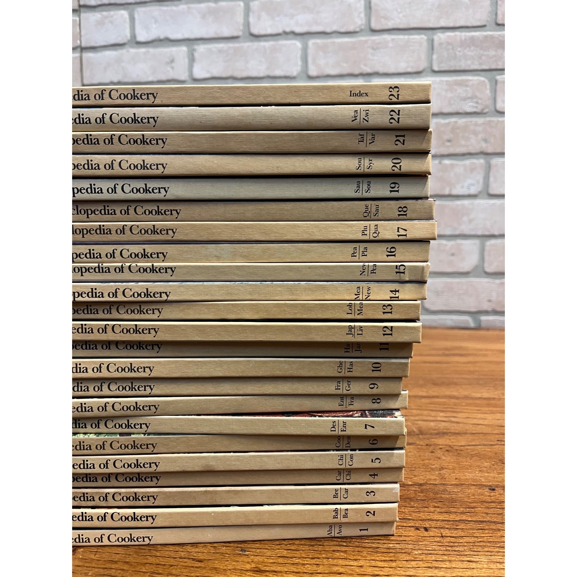 Woman's Day Encyclopedia of Cookery Complete Set 1-23 A-Z 1979 Funk & Wagnalls