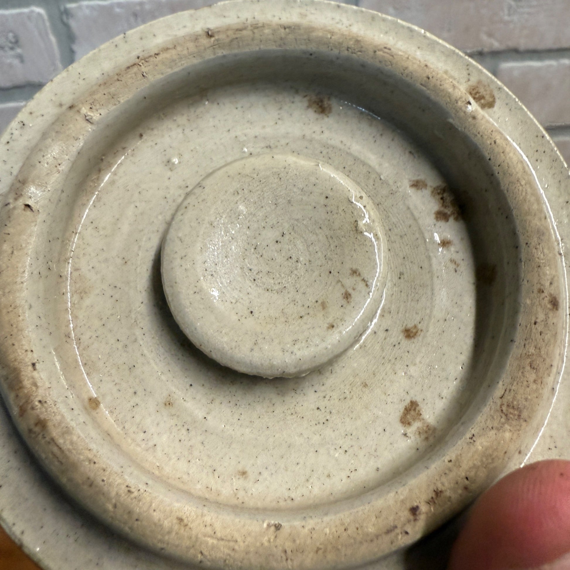 Vintage Storeware Crock Lid Bean Pot Lid Beige Off-White - 4.25" Diameter