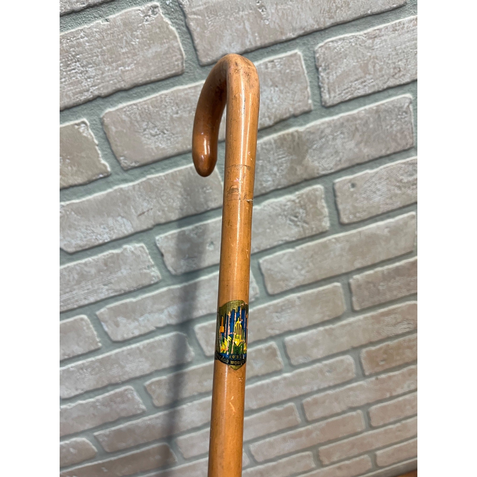 Vintage 1934 Chicago World's Fair Souvenir Can Wood Walking Stick
