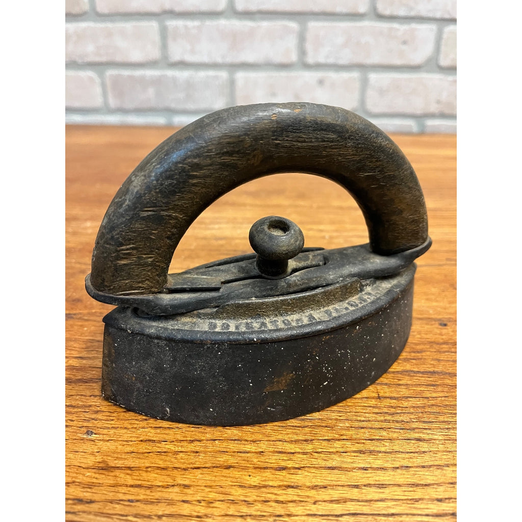 Antique ColeBrookDale Sad Iron Co Boyertown PA USA Flat Cast Iron Wood Handle