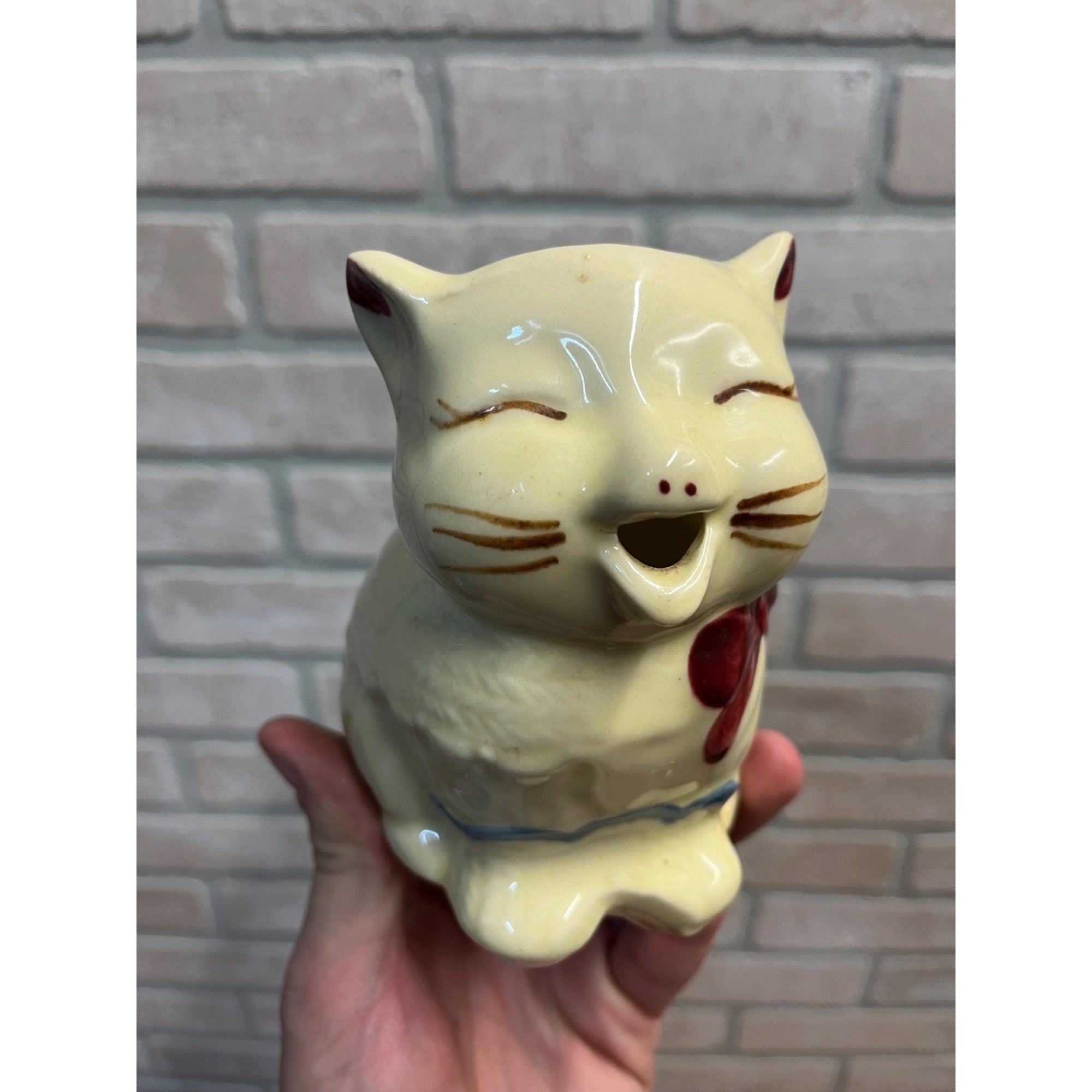 Vintage Shawnee Pottery “Puss ‘n Boots” 1940s Kitty Cat Creamer #N1234