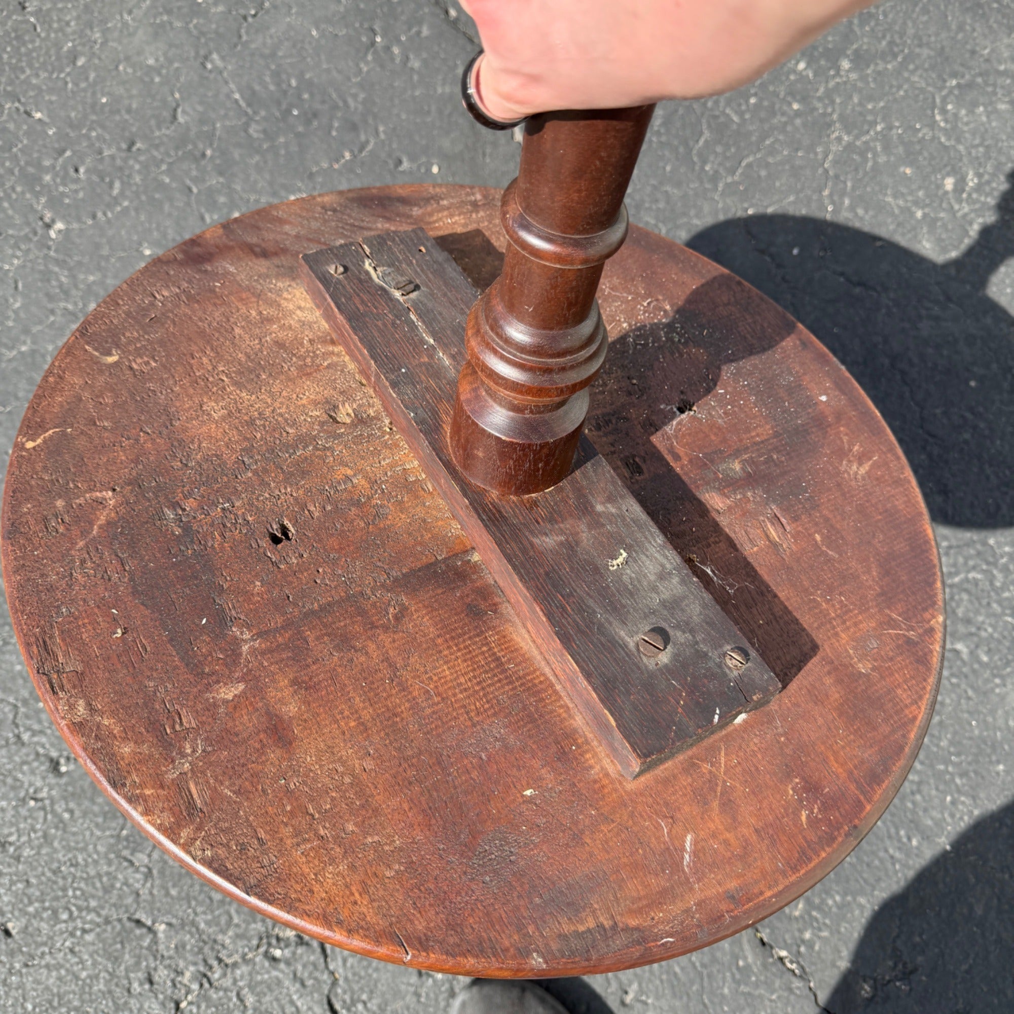 Antique Victorian Curly Maple Ornate Small Gypsy Parlor Table Round Spindle Gallery Plant Stand