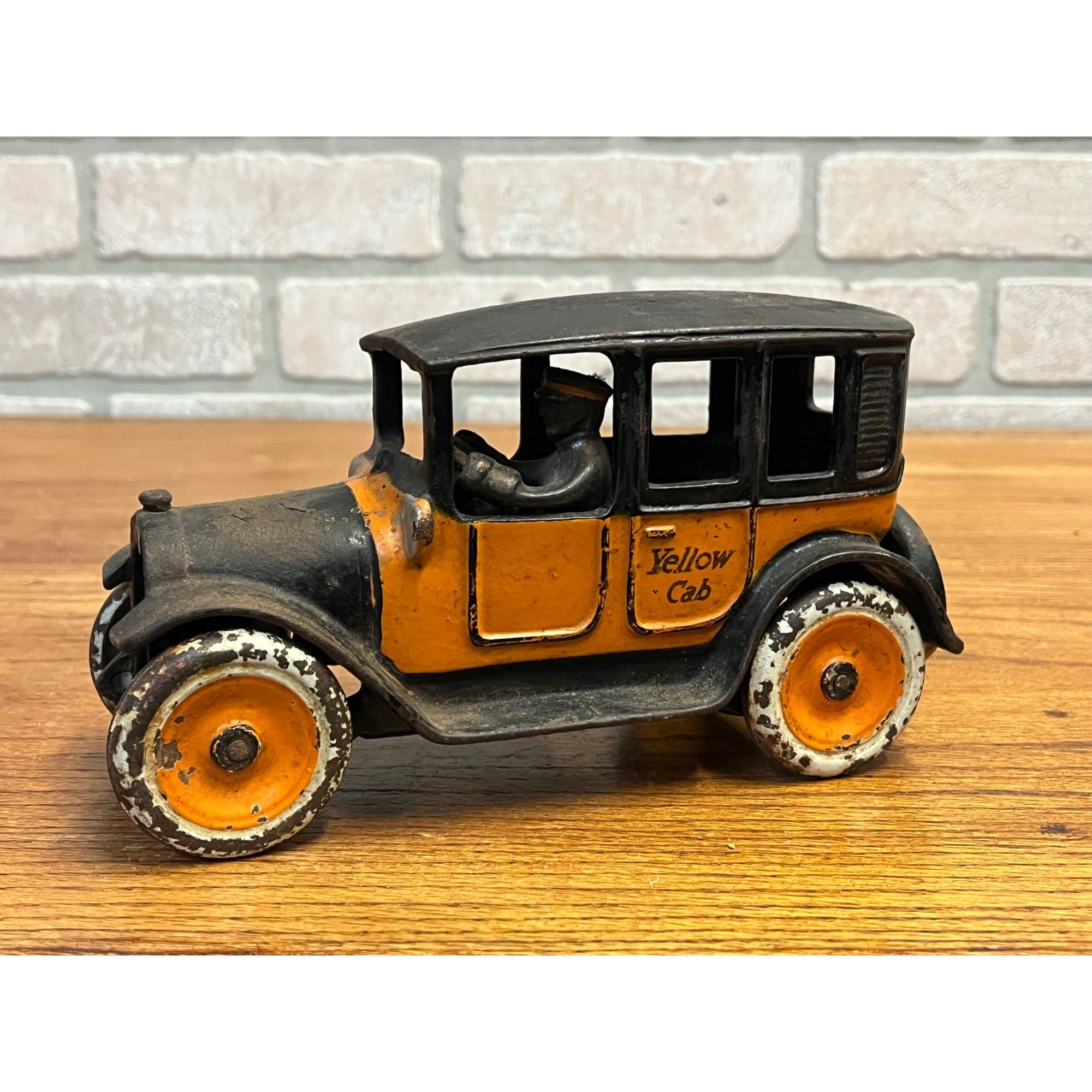 Vintage 1920s Arcade Cast Iron Yellow Cab Sedan Taxicab Taxi Cab 8" w/ Driver