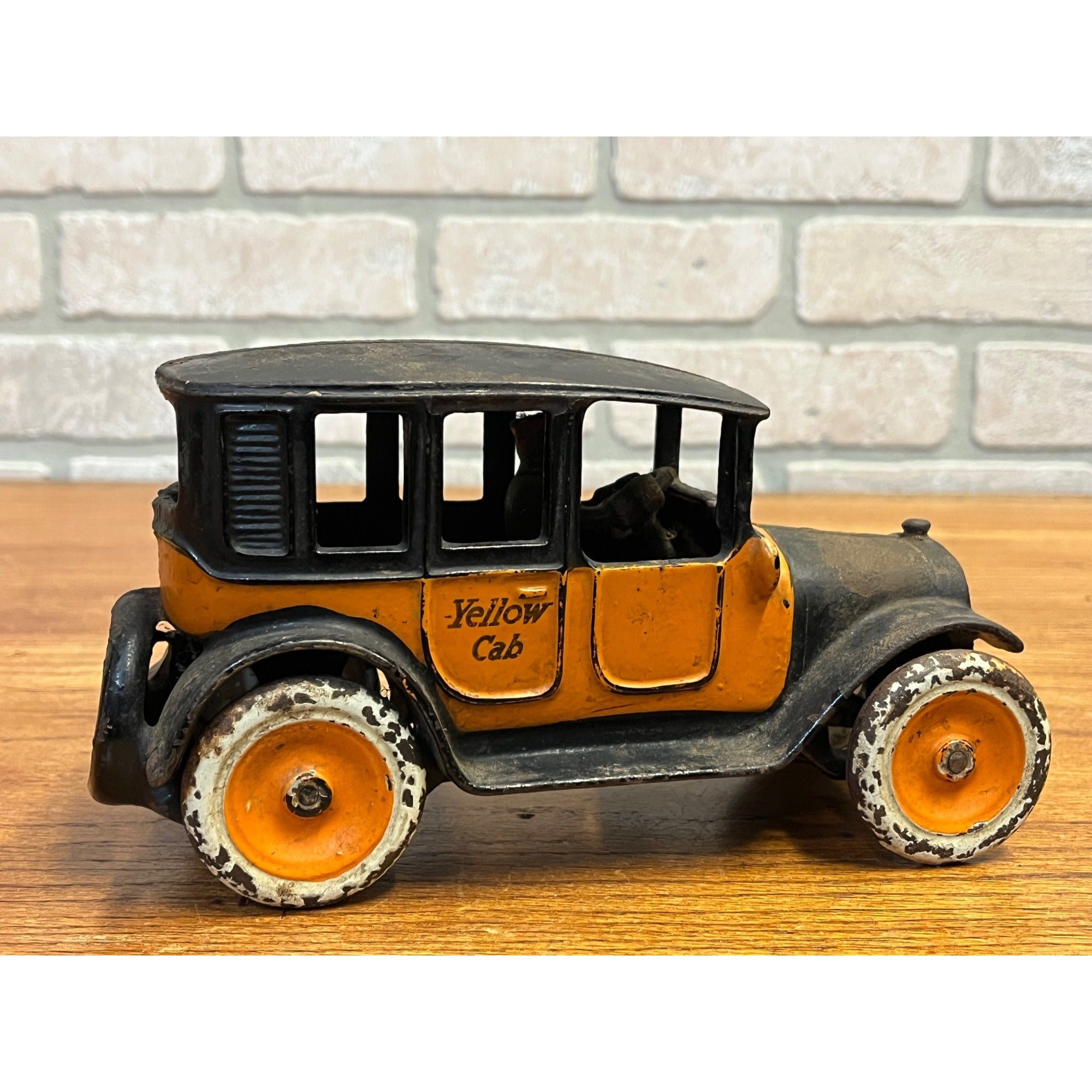 Vintage 1920s Arcade Cast Iron Yellow Cab Sedan Taxicab Taxi Cab 8" w/ Driver