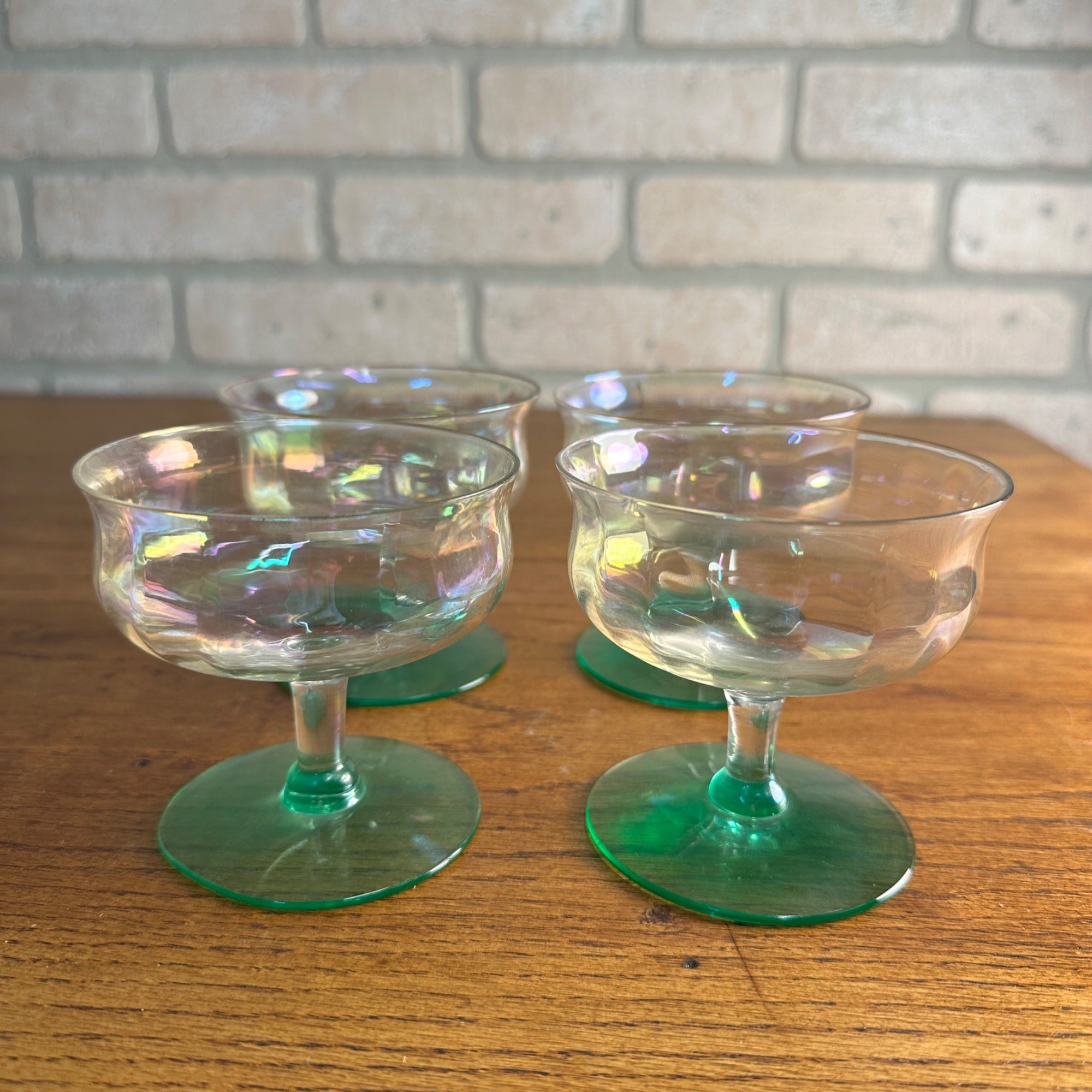 (4) Vintage Uranium Sherbert Sundae Glass Stemmed Set Iridescent