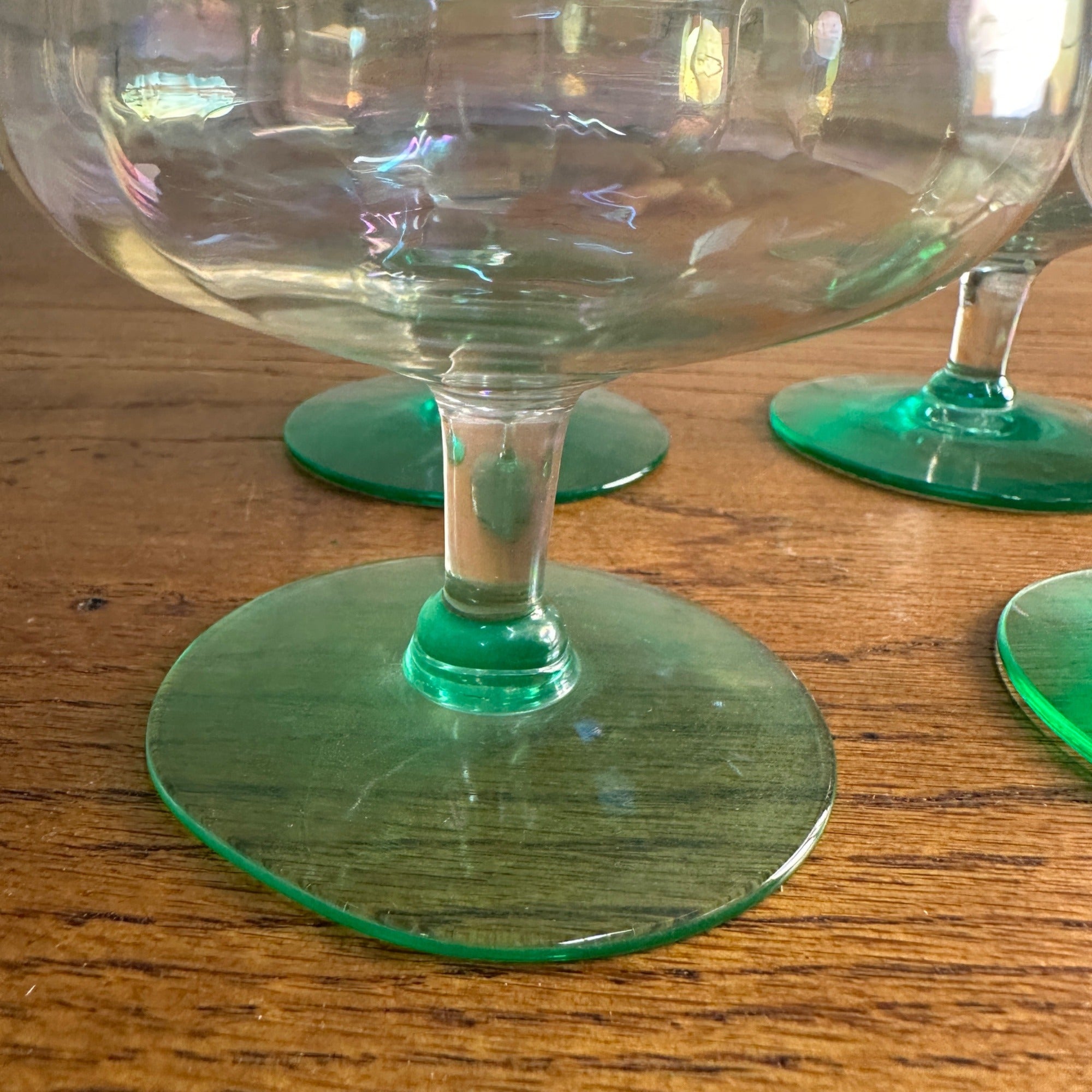 (4) Vintage Uranium Sherbert Sundae Glass Stemmed Set Iridescent