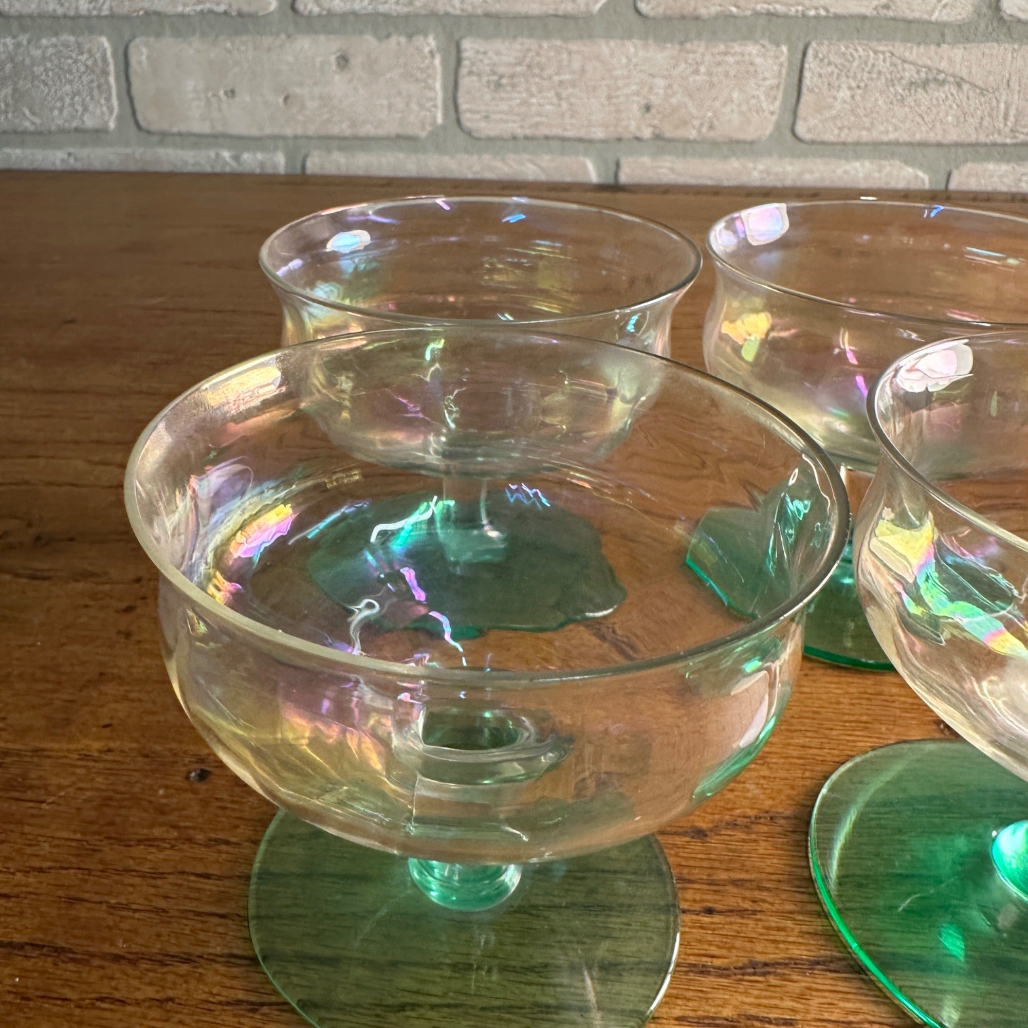 (4) Vintage Uranium Sherbert Sundae Glass Stemmed Set Iridescent