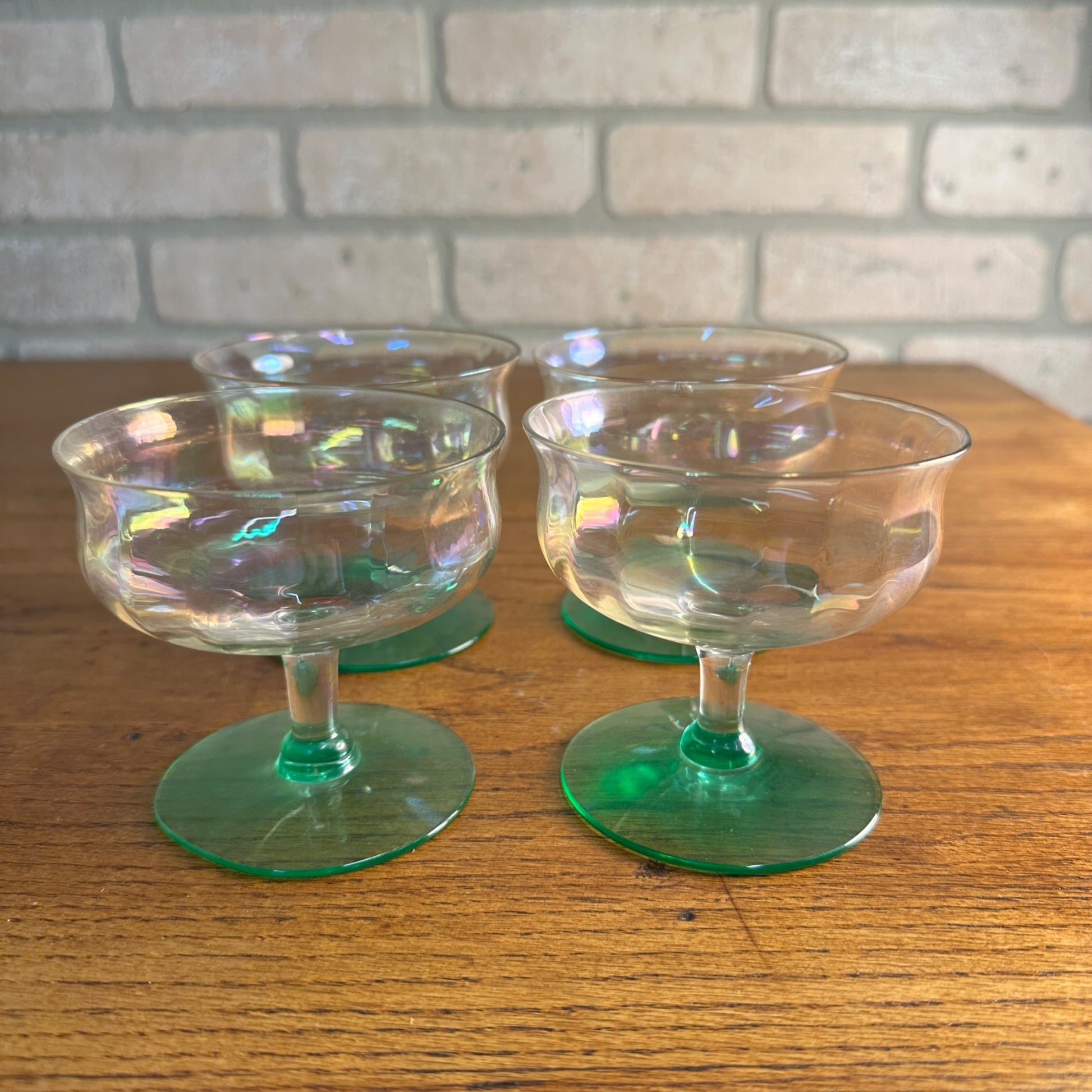 (4) Vintage Uranium Sherbert Sundae Glass Stemmed Set Iridescent