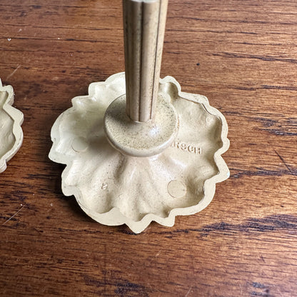 Vintage Kirsch Mid Century Plastic Flower Drawer Pulls Set of 4 Salvage