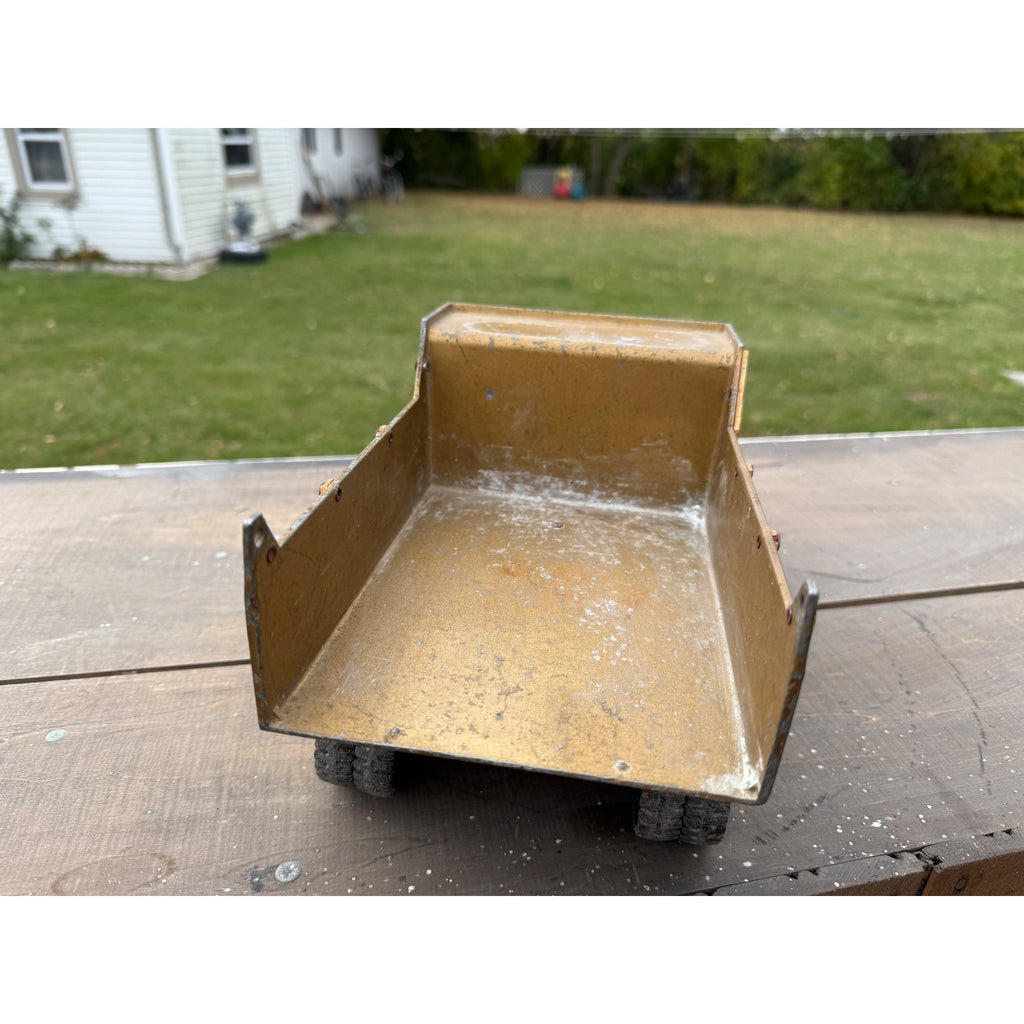 Vintage 1950s Ertl International Touch Steering IH Dump Truck Metal Toy