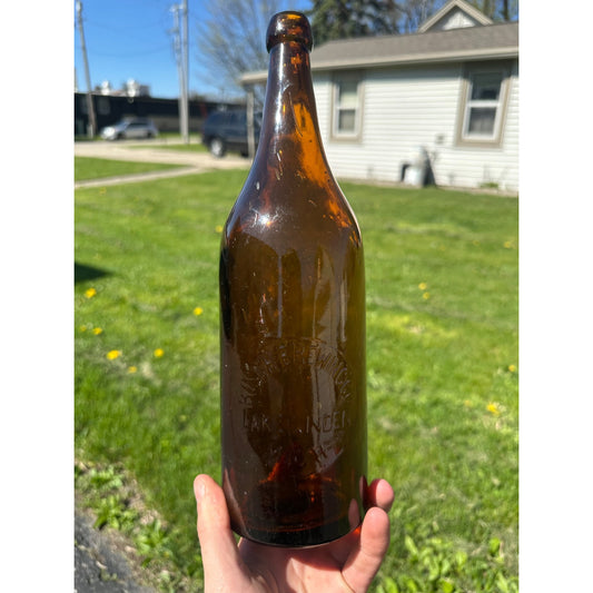 Pre-Prohibition Bosch Brewing Co. Amber Lake Linden Michigan Beer Bottle Blob