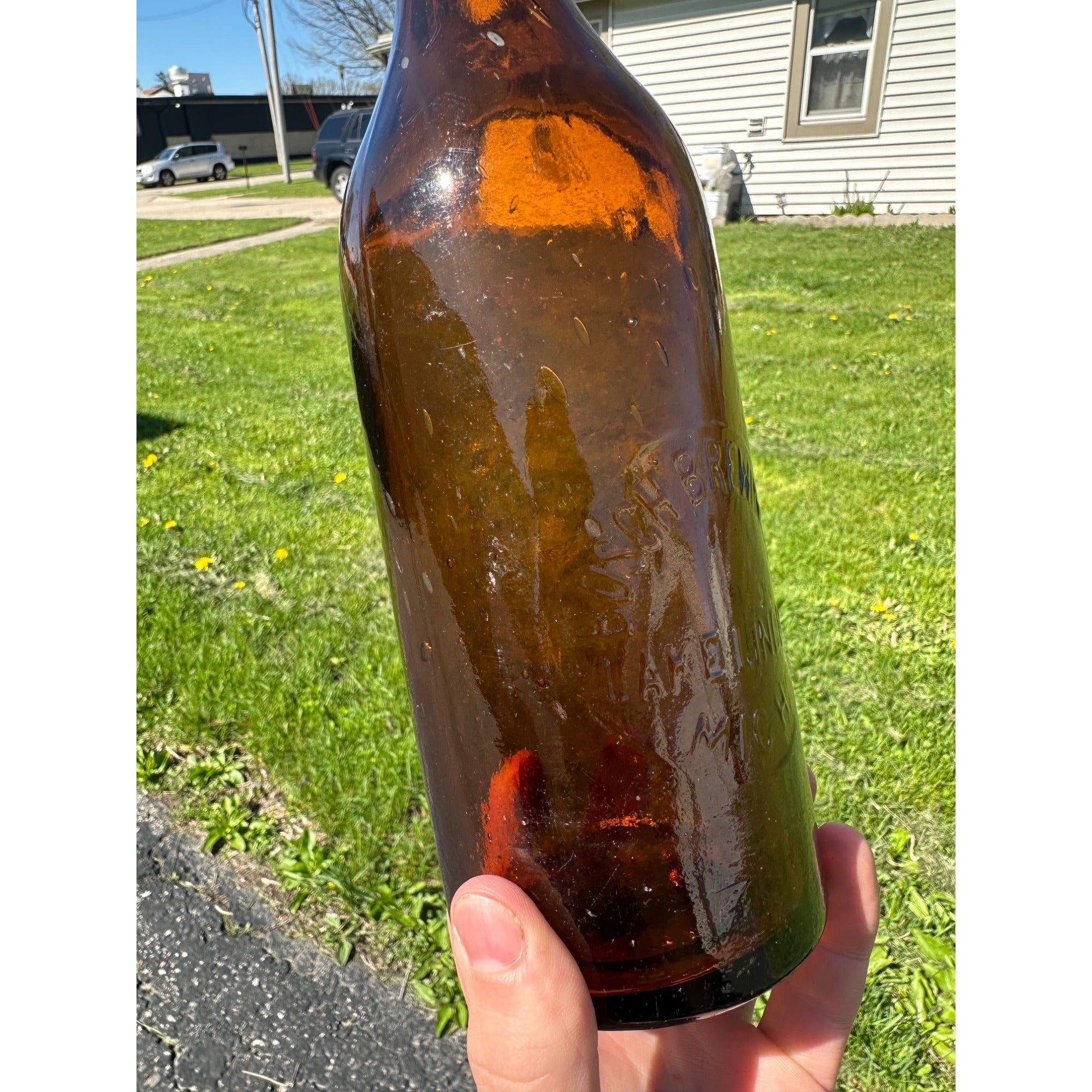 Pre-Prohibition Bosch Brewing Co. Amber Lake Linden Michigan Beer Bottle Blob
