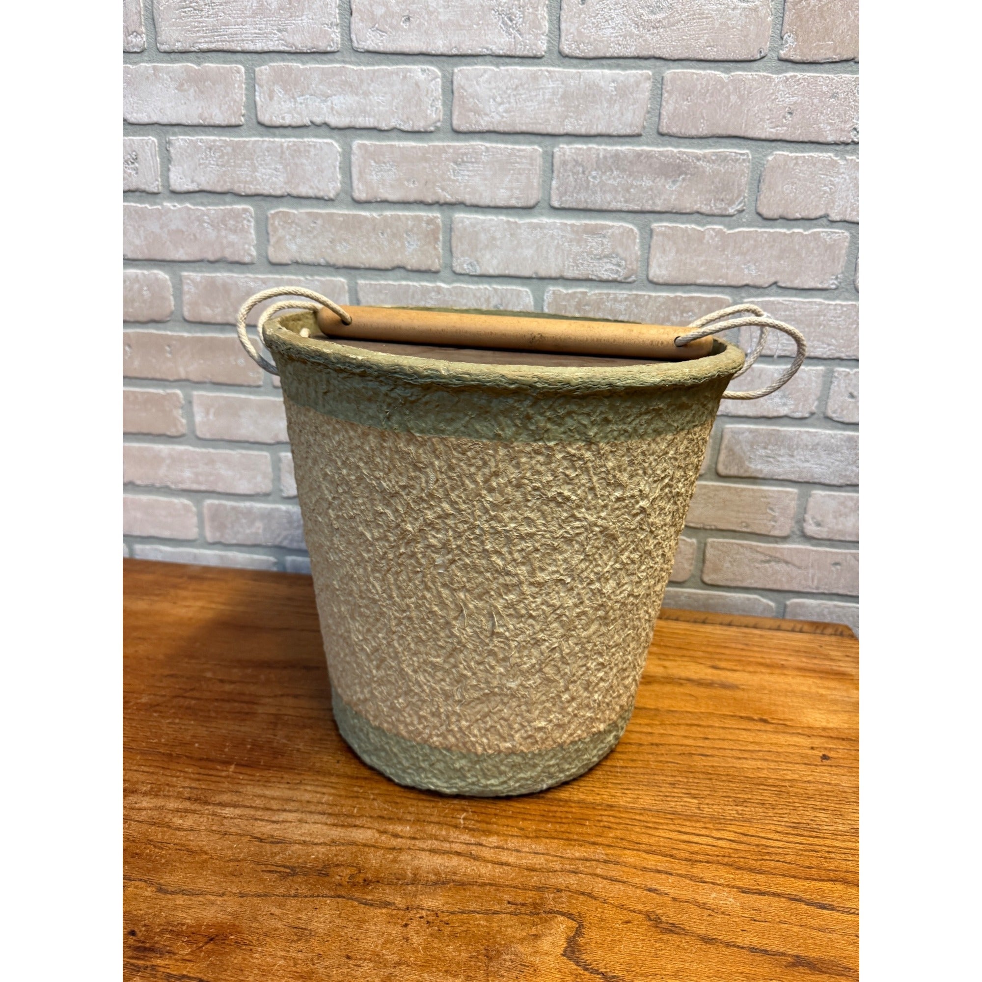 Vintage Keiding Perpetual Wiggle Minnow Bucket Milwaukee Wis