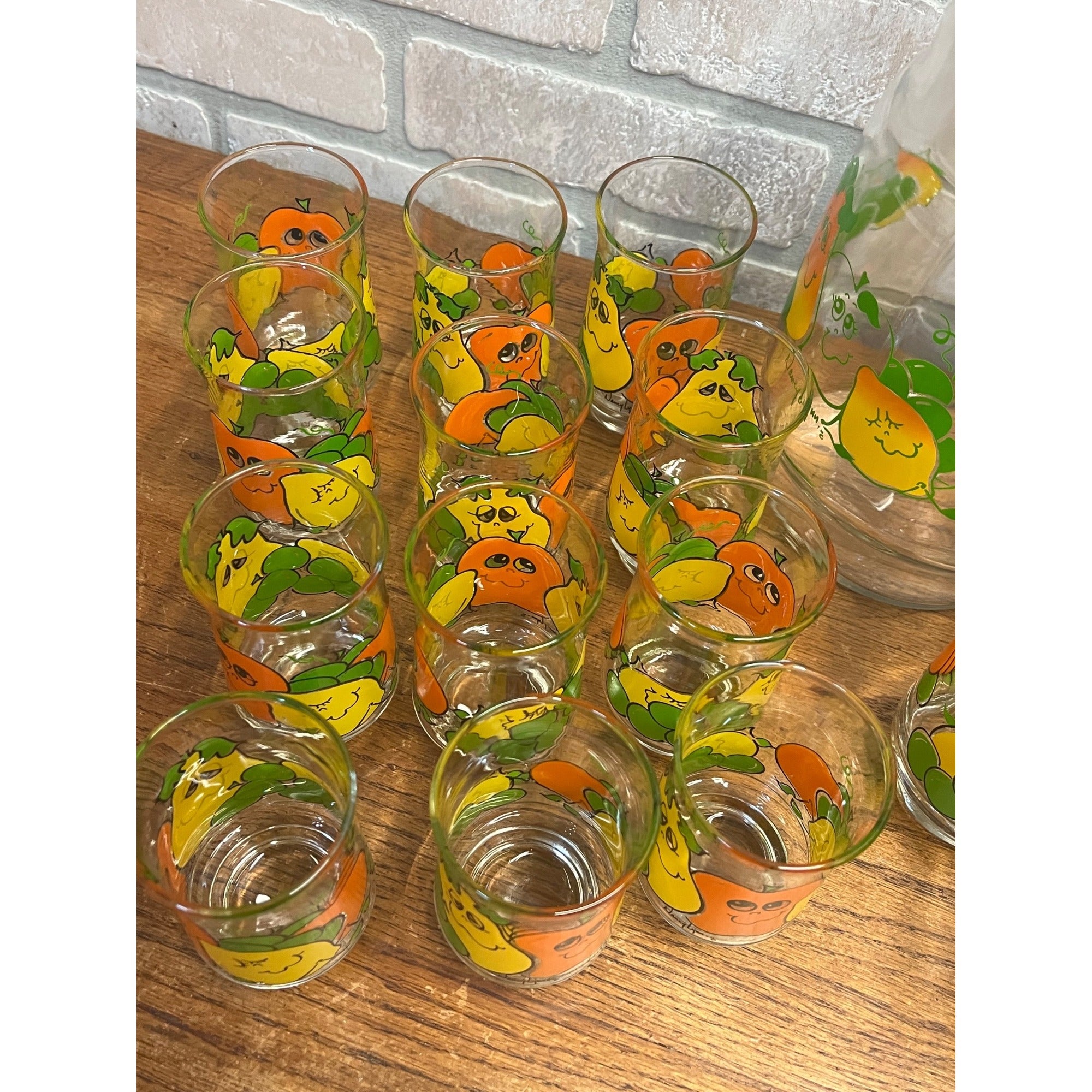 Vintage 70s Nancy Lynn Anthropomorphic Fruit Glasses 25pc Juice Set w/ Pitcher