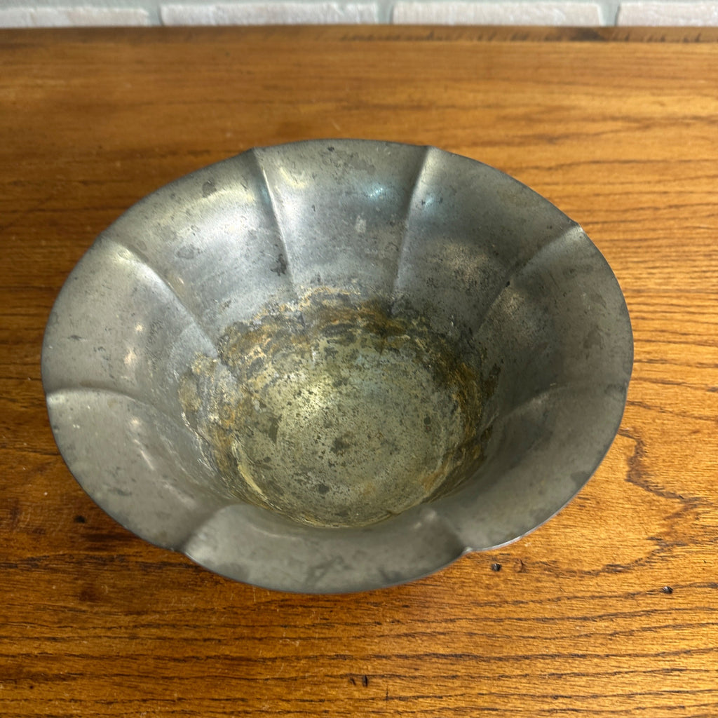 Antique K. S. Co. Pewter Fruit Bowl Centerpiece # P354 Victorian Kitchen Decor