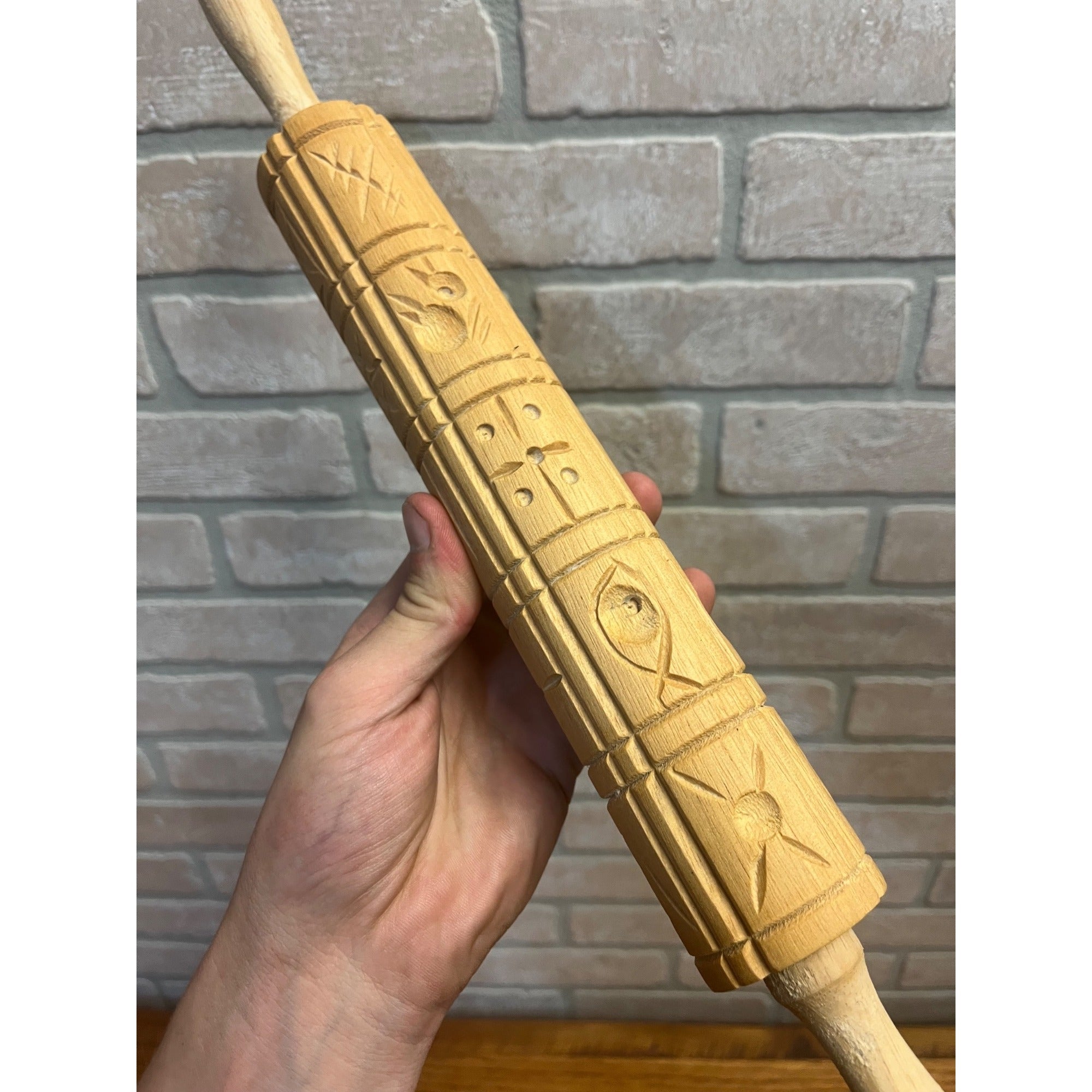 Vintage Wooden Embossed Rolling Pin Hand-carved Cookie Stamp Primitive Kitchen Decor