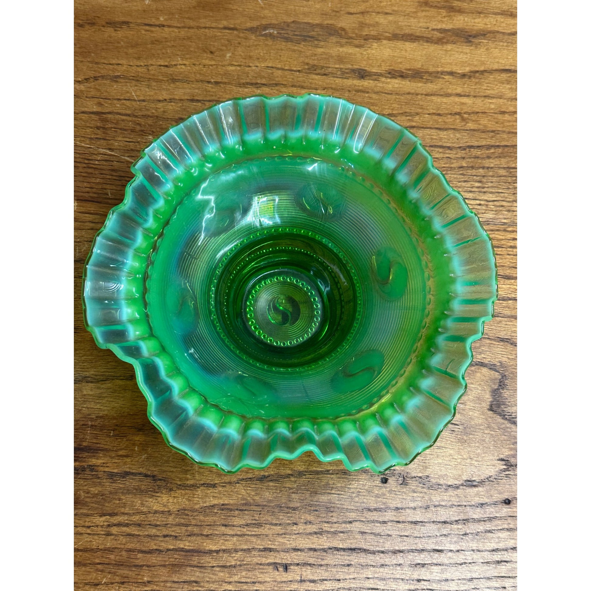Antique EAGP Opalescent Green Jefferson Glass Astro Ruffled Bowl 8"