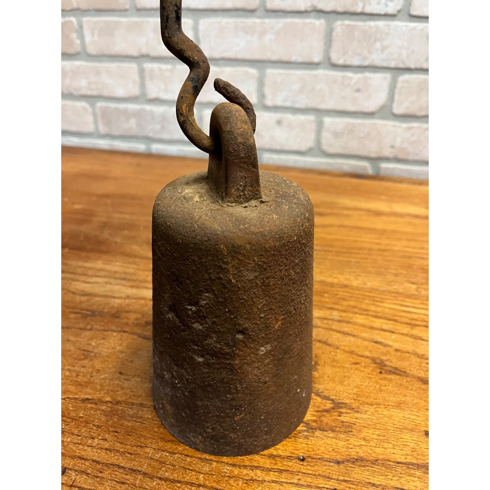 Vintage Hanging Cast Iron Scale Weight 16 Lb Hook Cotton Beam Scale