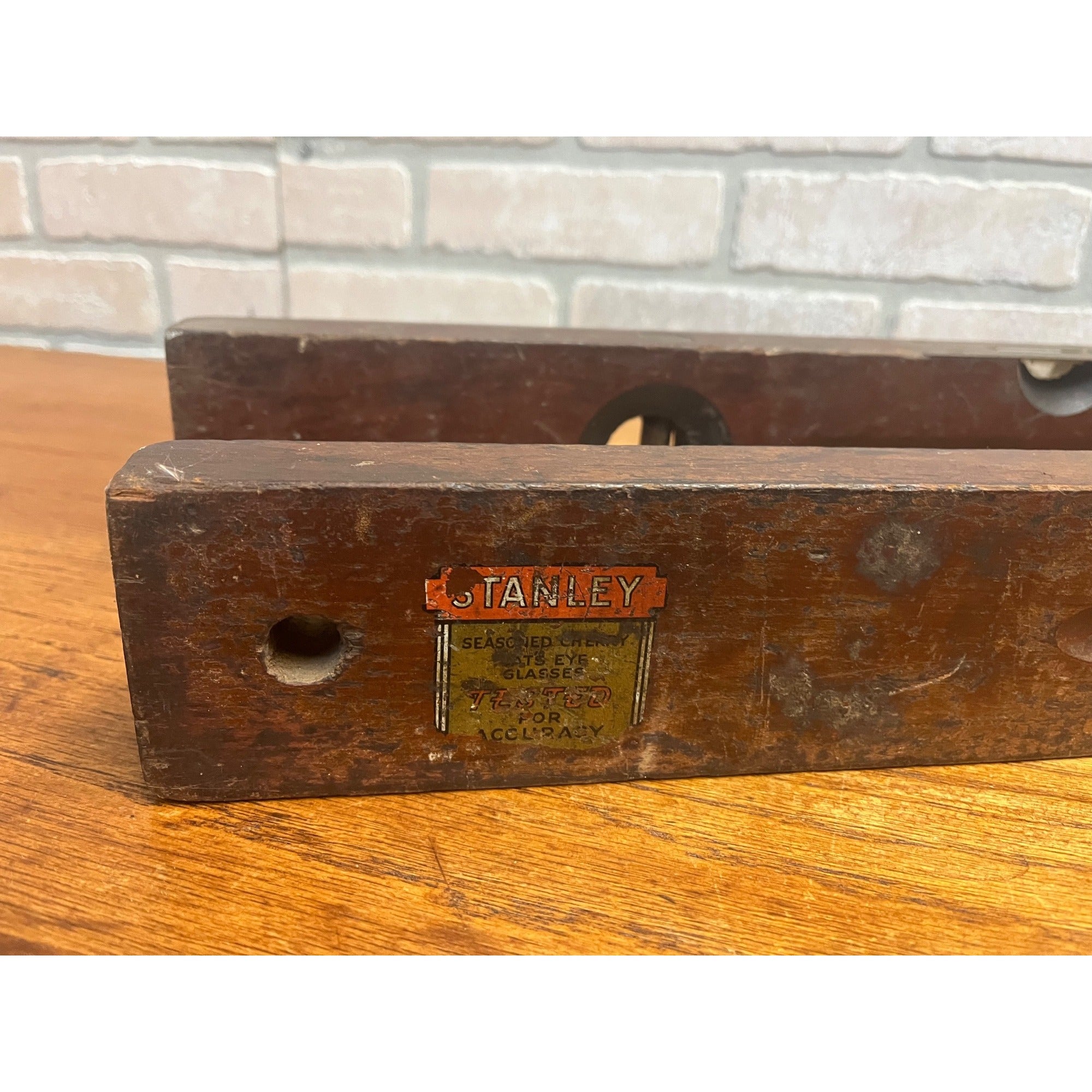 Stanley Sweetheart Carpenter Levels No. 3 & No. 0 Cherry Wood 24" Lot (2)