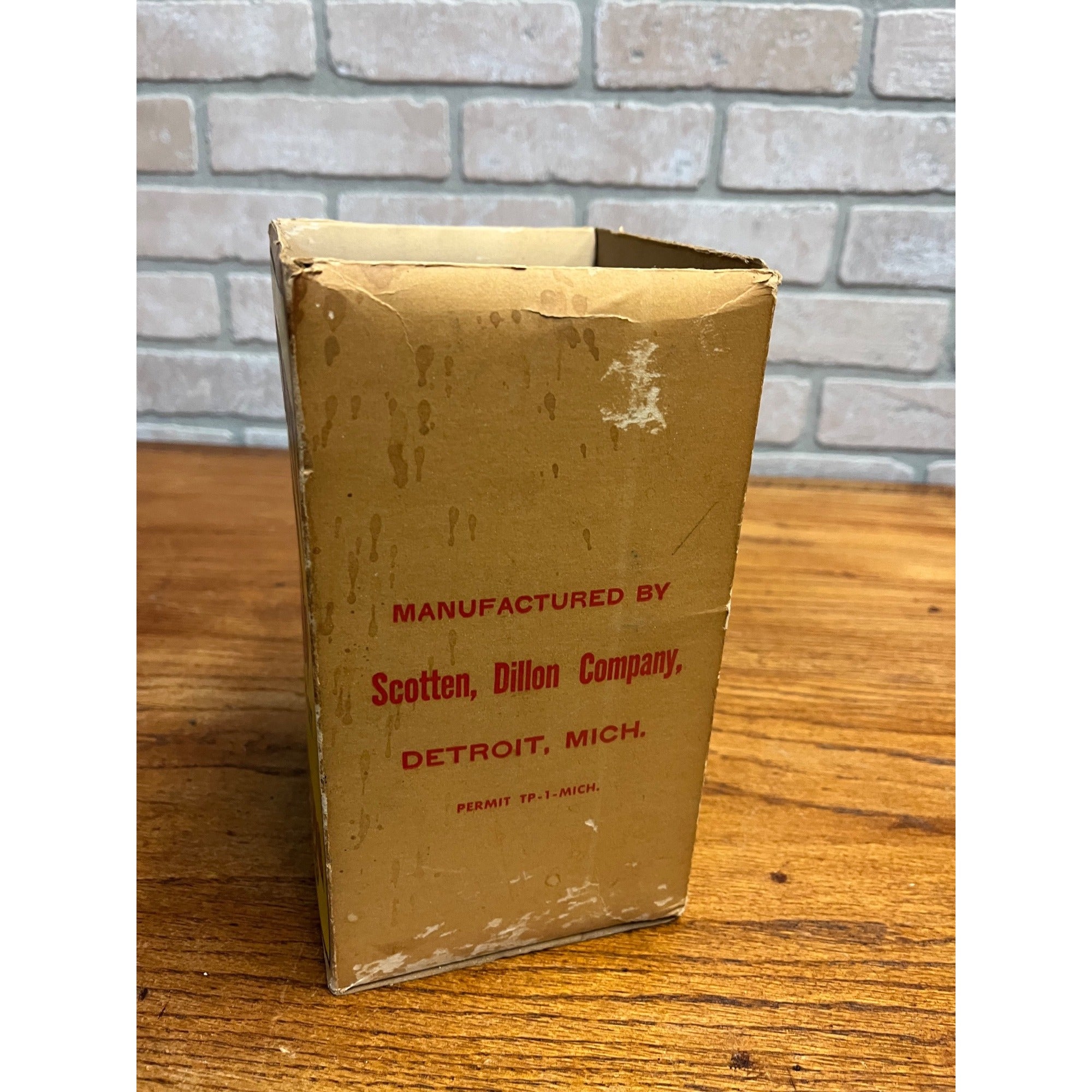 RARE Vintage Peachy Tobacco Cardboard Box Advertising Detroit Scotten Dillon Co.