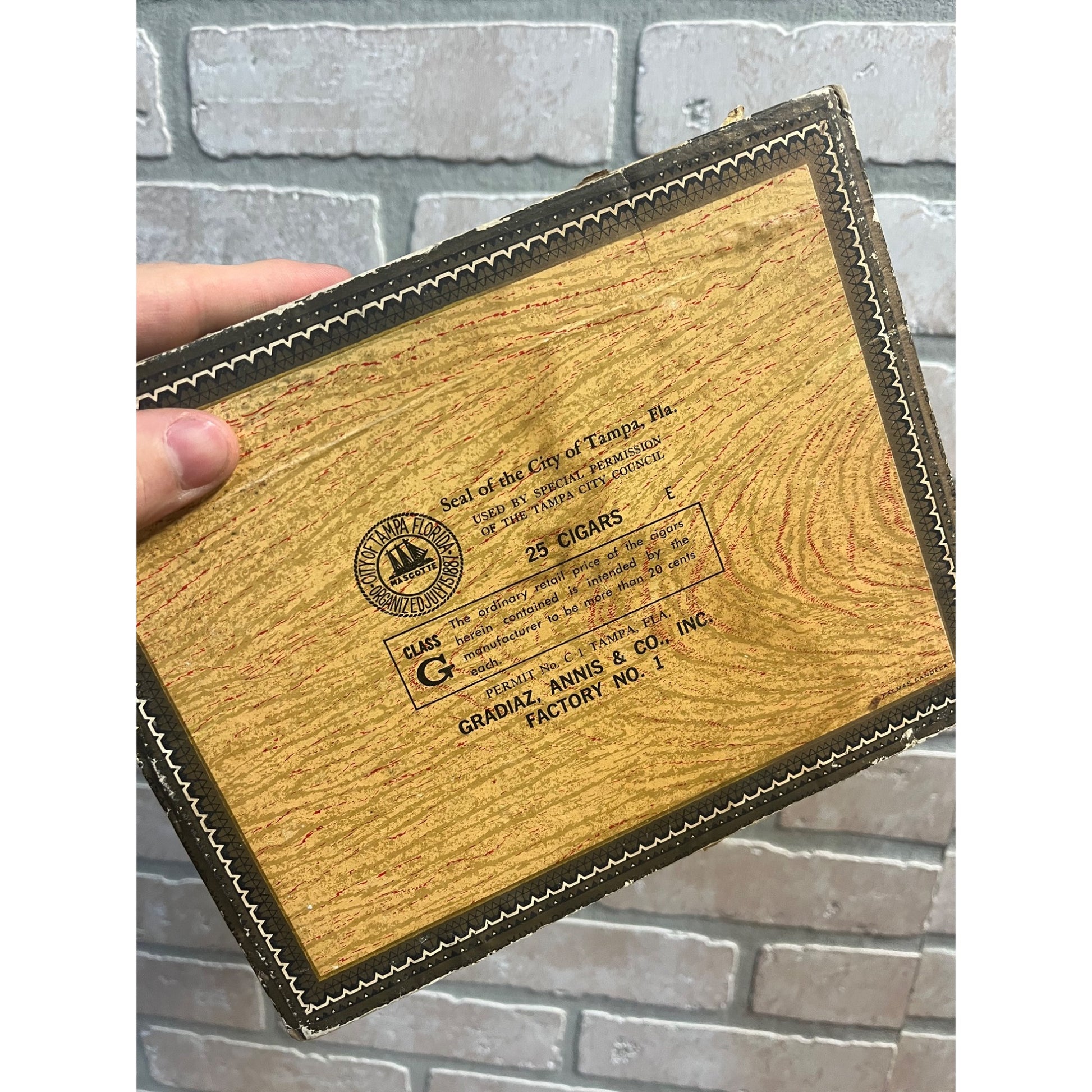 Vintage Ignacio Haya Gold Cigar Box Advertising Tampa FL Gradiaz Annis & Co.