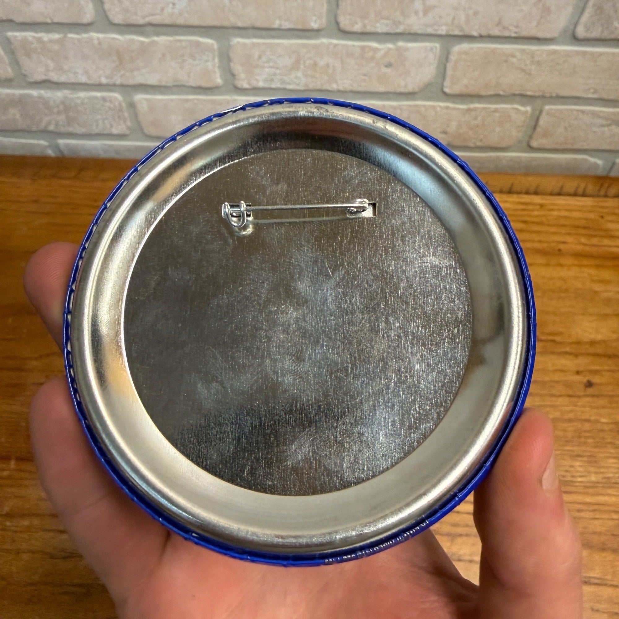 (2) Clinton Gore Hilary Pin Button Political Campaign Pins 1996 1993