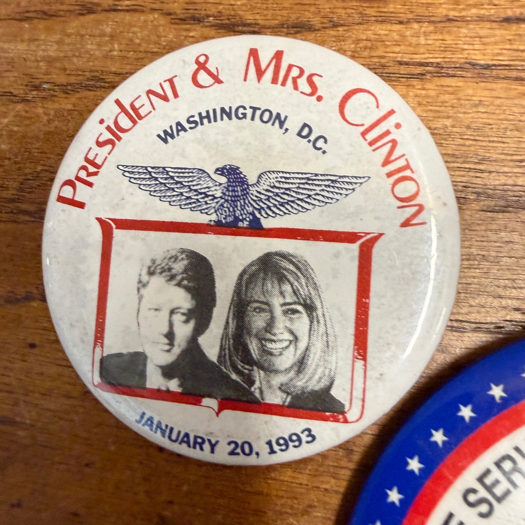 (2) Clinton Gore Hilary Pin Button Political Campaign Pins 1996 1993