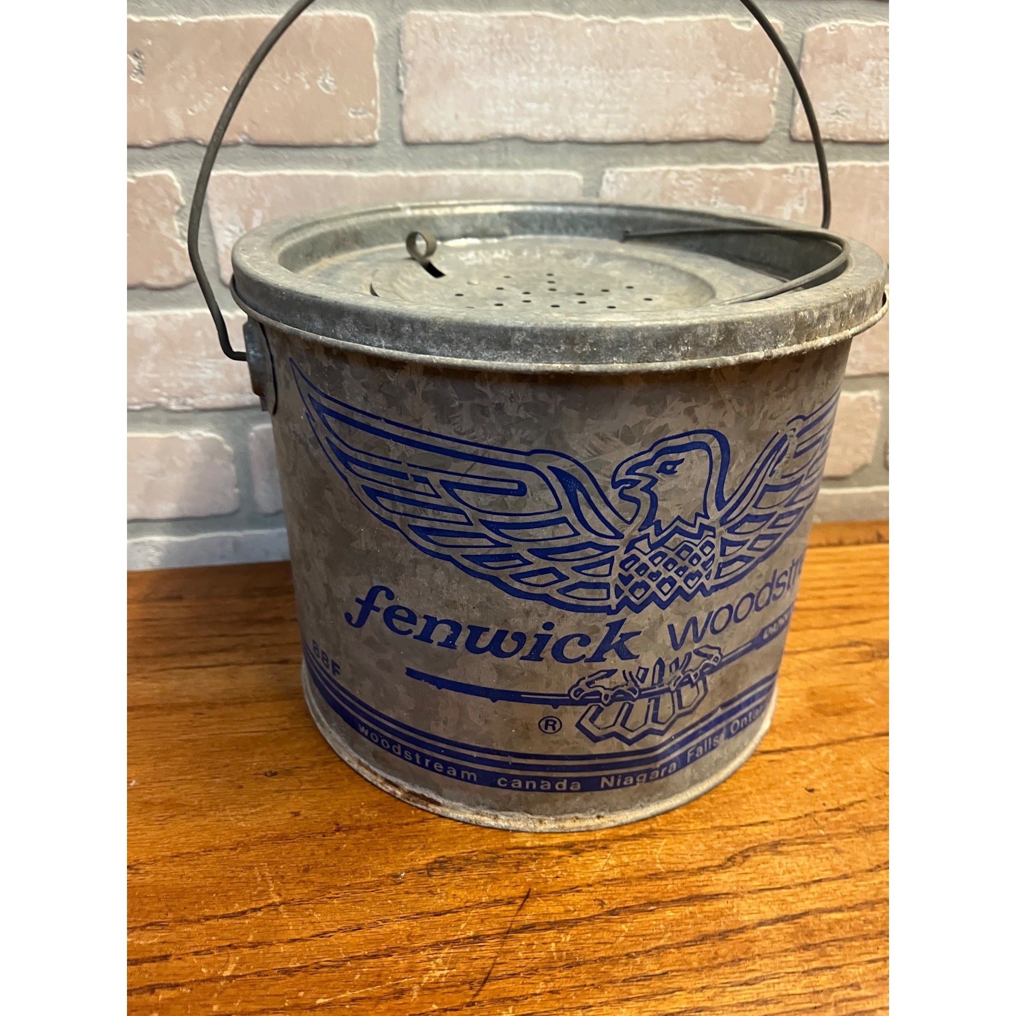 Vintage Metal Fenwick Woodstream Minnow Bucket With Lid and Wire Handle Eagle Logo Ontario, Canada Primitive Cabin Decor