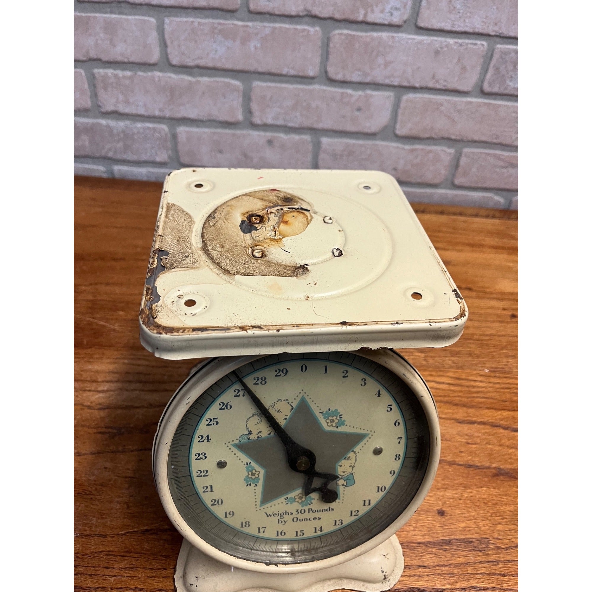 Vintage 1950s Baby Scale 30lb Metal w/Silver Star Advertising Nursery Decor