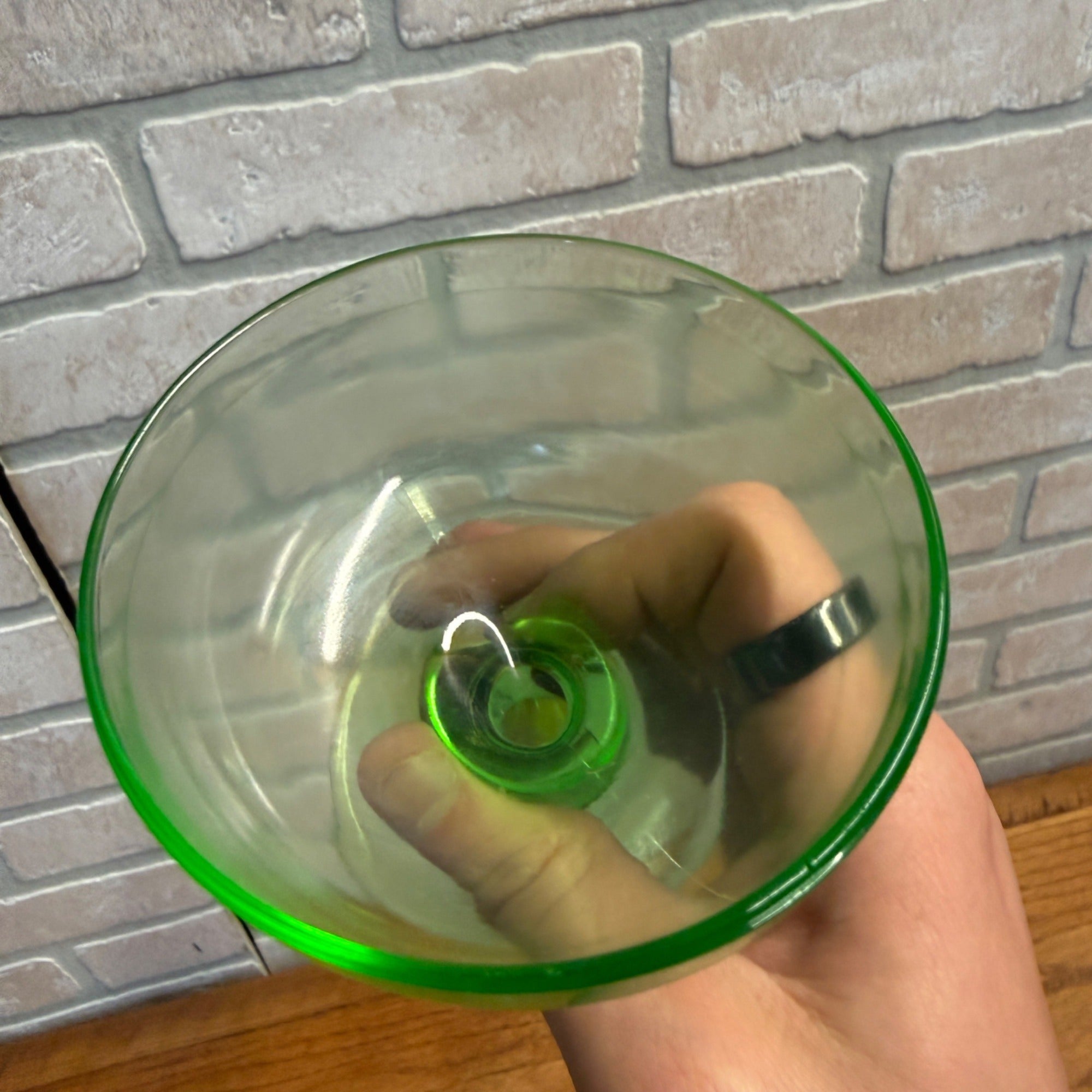 Vintage Single Depression Uranium Glass Dessert Sherbet Ice Cream Cup Pedestal Glass