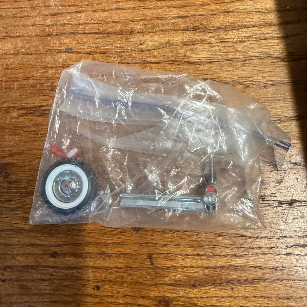 Vintage 1:18 Scale Die-Cast 1957 Chevrolet Bel Air Red and White Model Car For Parts/Repair