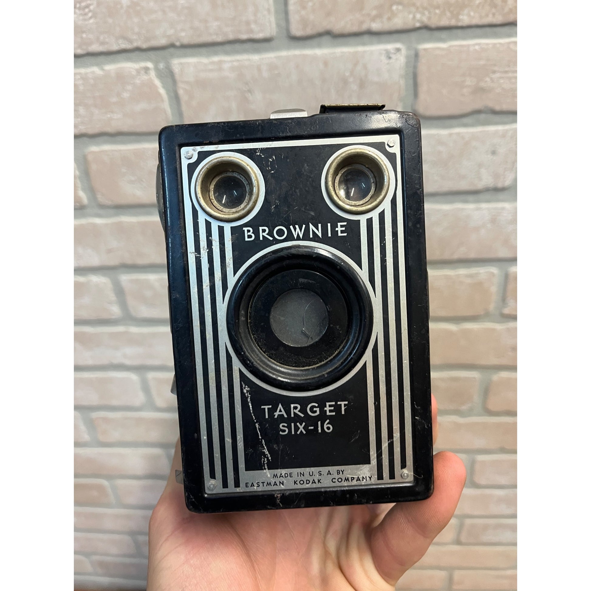 Vintage Eastman Kodak Brownie Target Six-16 Box Film Camera - Untested