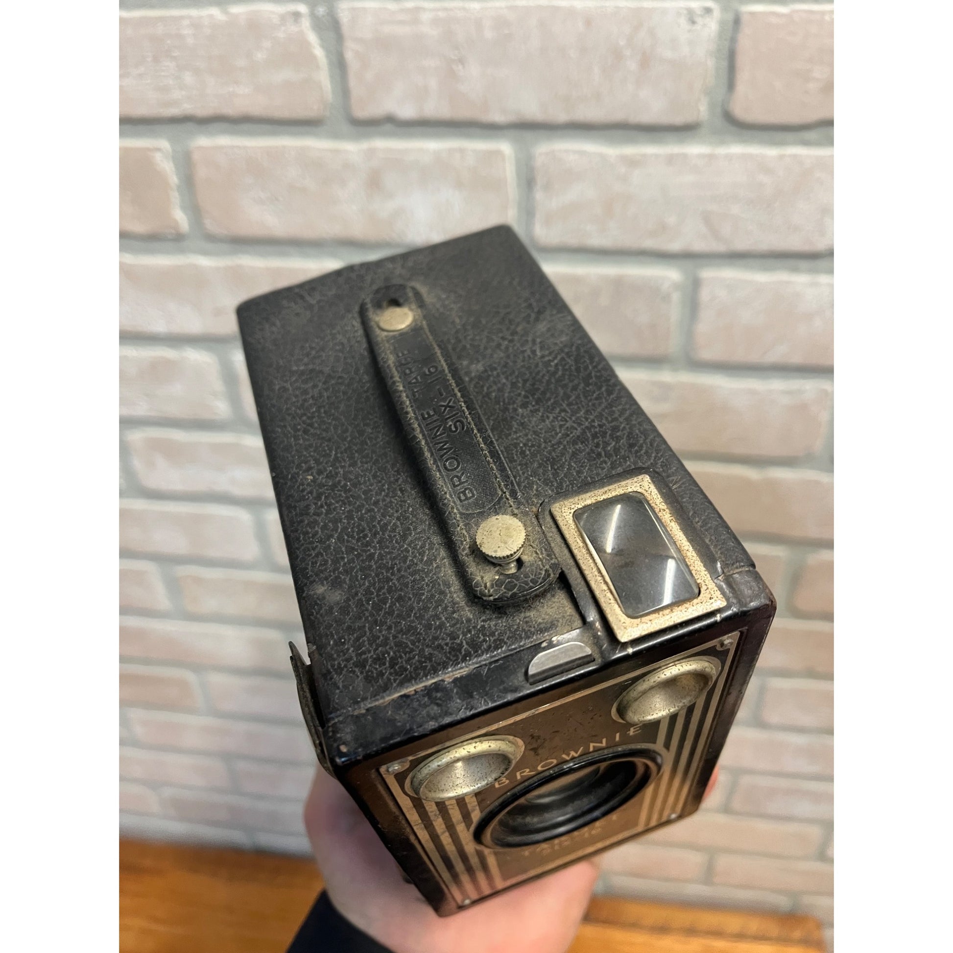 Vintage Eastman Kodak Brownie Target Six-16 Box Film Camera - Untested