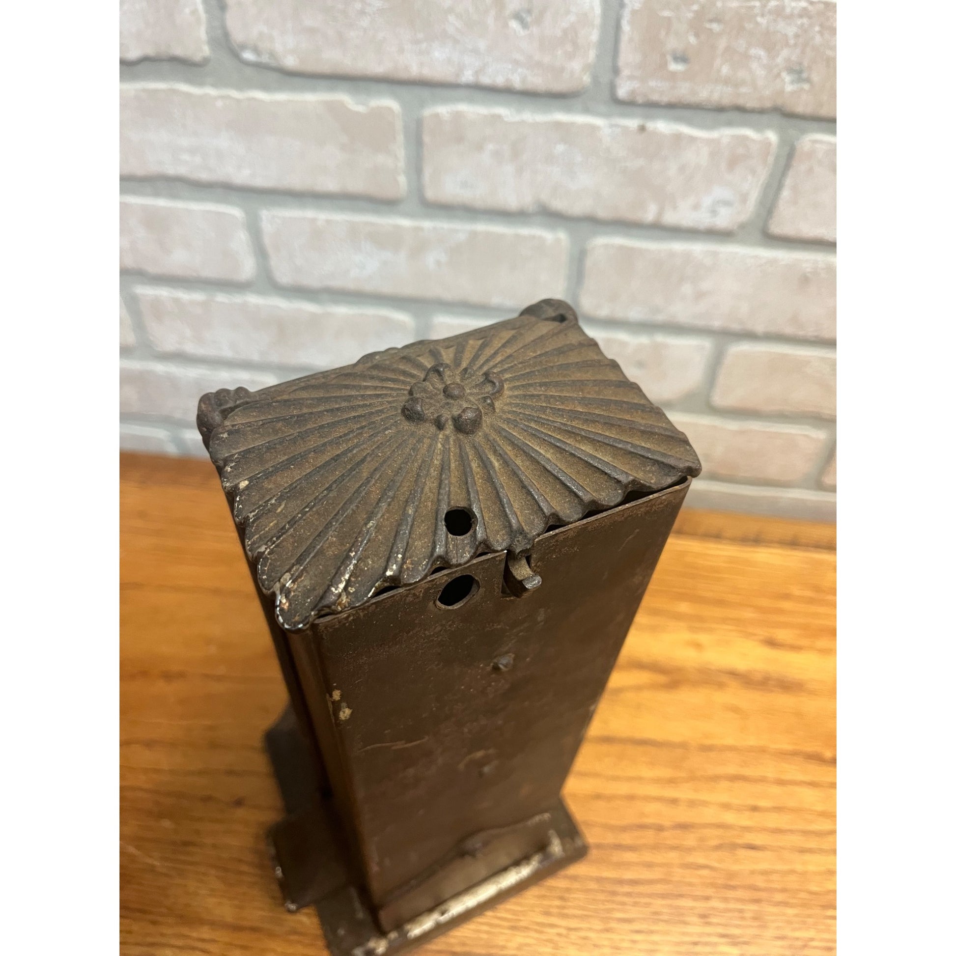 Antique Cast Iron Boxed Matches Vending Machine Penny Coin-Op 1¢ w/ Cigar Cutter