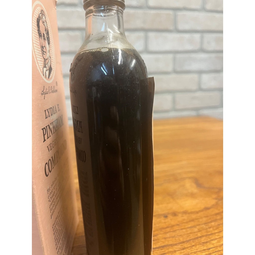 FULL - Lydia E. Pinkham Vegetable Compound in Glass Bottle Original Box 14.5 Oz
