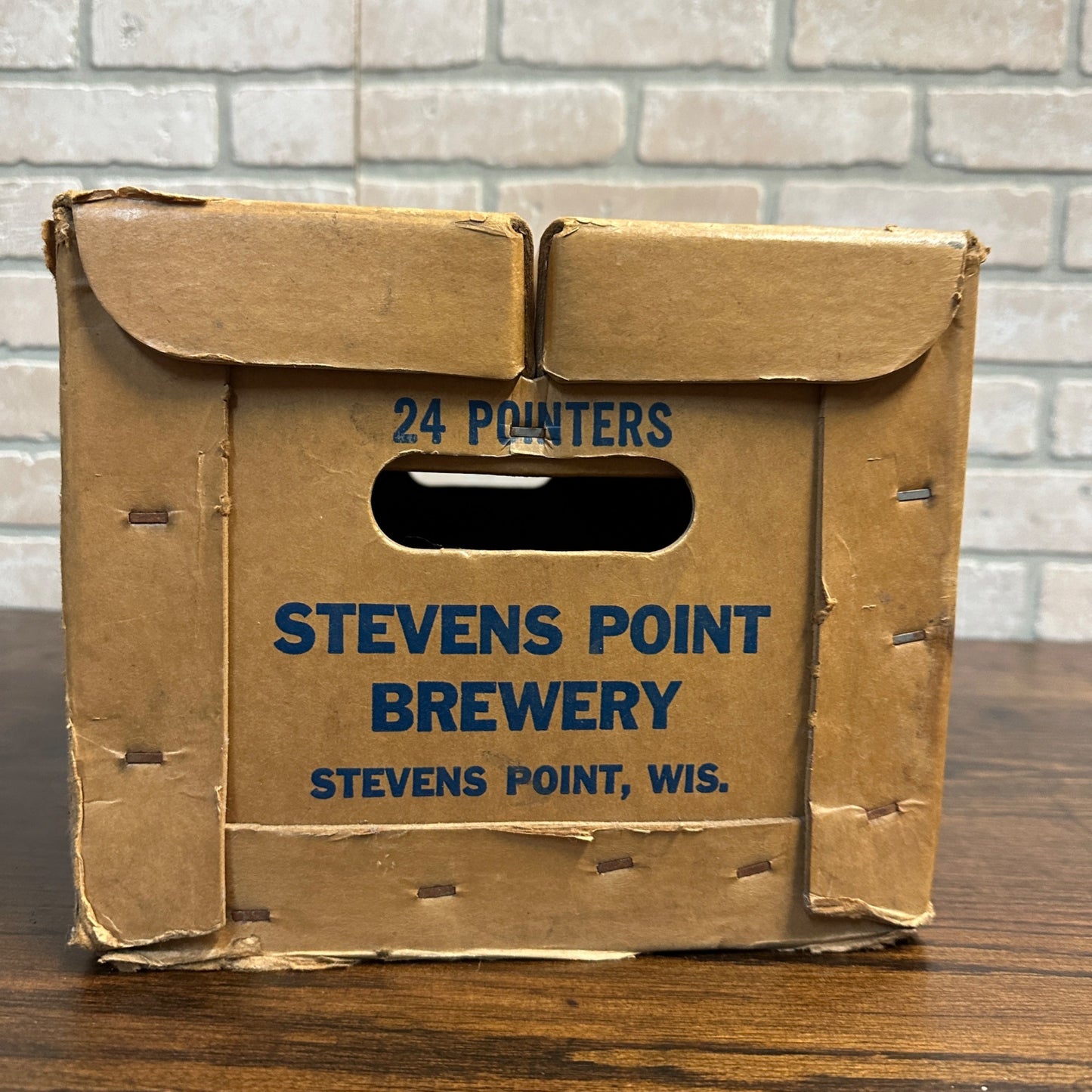 Vintage Point Beer Cardboard Case  Box Carton Stevens Point Wisconsin Bottles