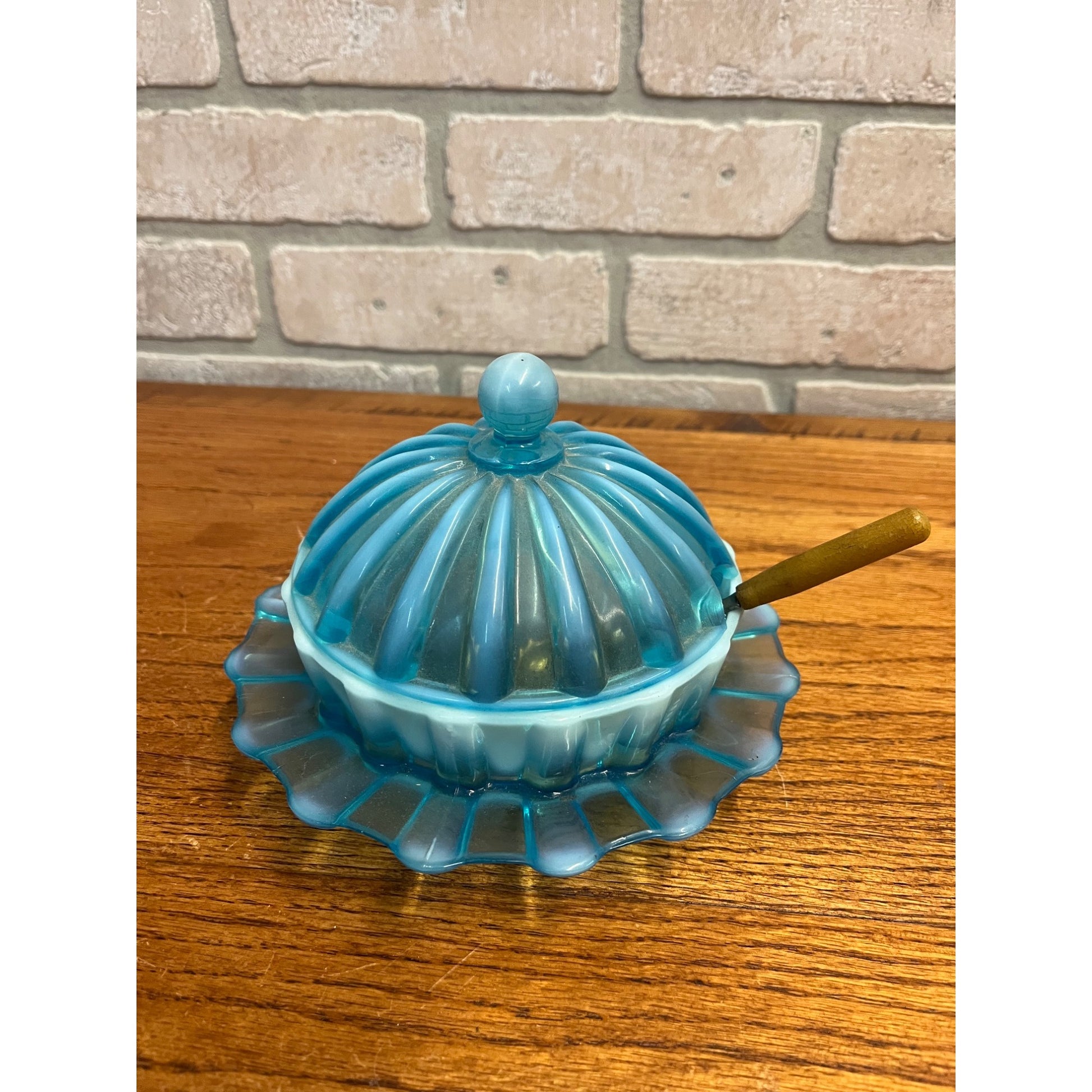 EAPG c1889 Davidson Blue Pearline Brideshead Covered Butter Dish - As-Is