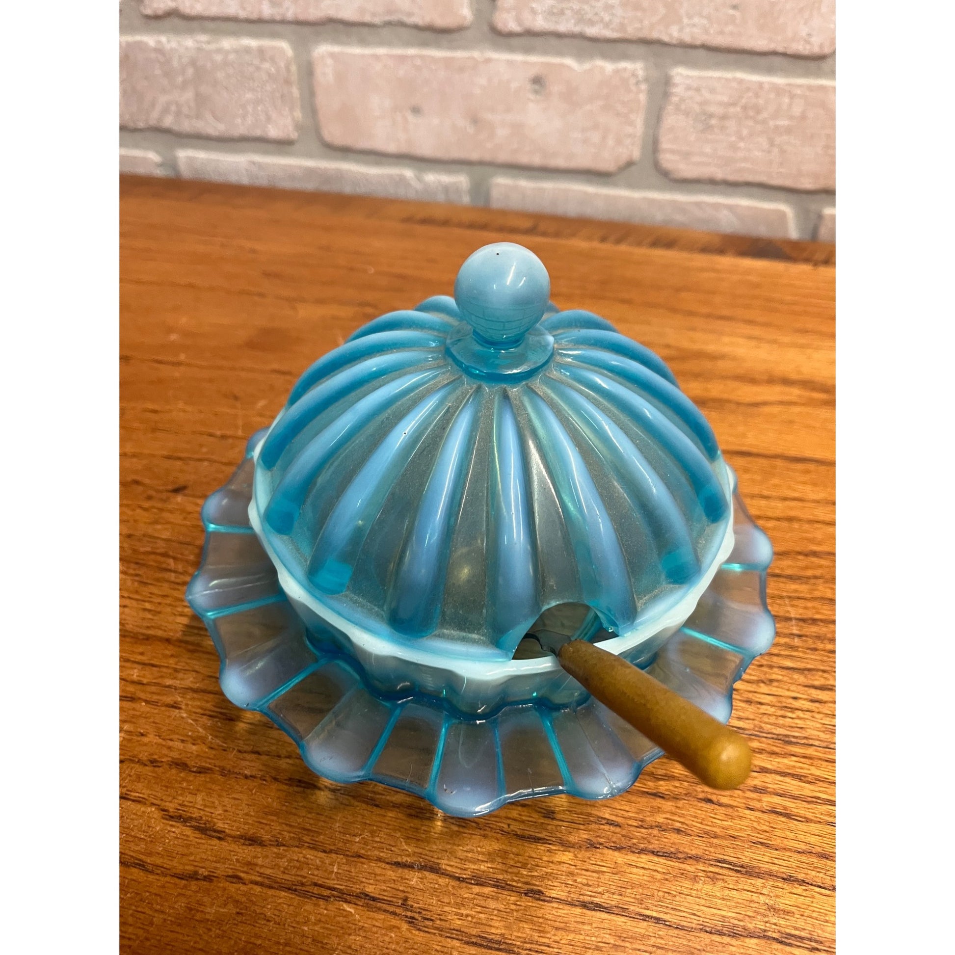 EAPG c1889 Davidson Blue Pearline Brideshead Covered Butter Dish - As-Is