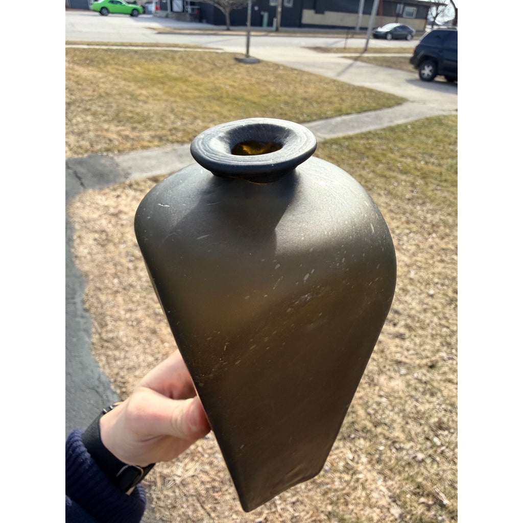 Open Pontil 1770s Olive Green Colonial Era Case Gin Bottle Crude Flat Ring Lip