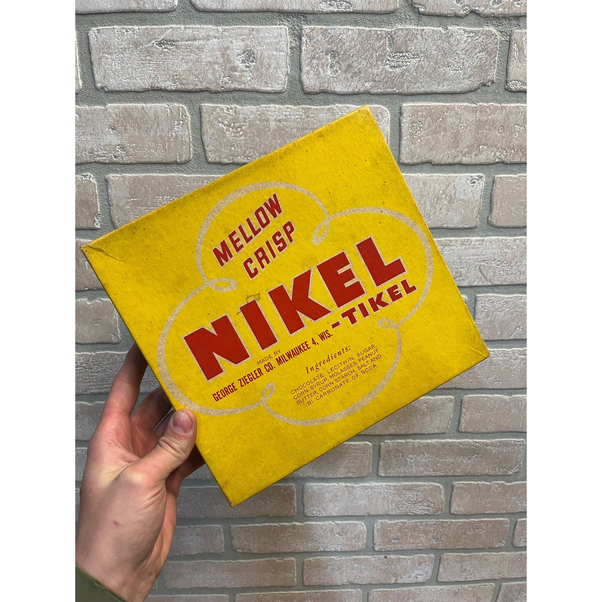 Vintage Nikel-Tikel Candy Bar Box George Ziegler Co. Milwaukee, WIS