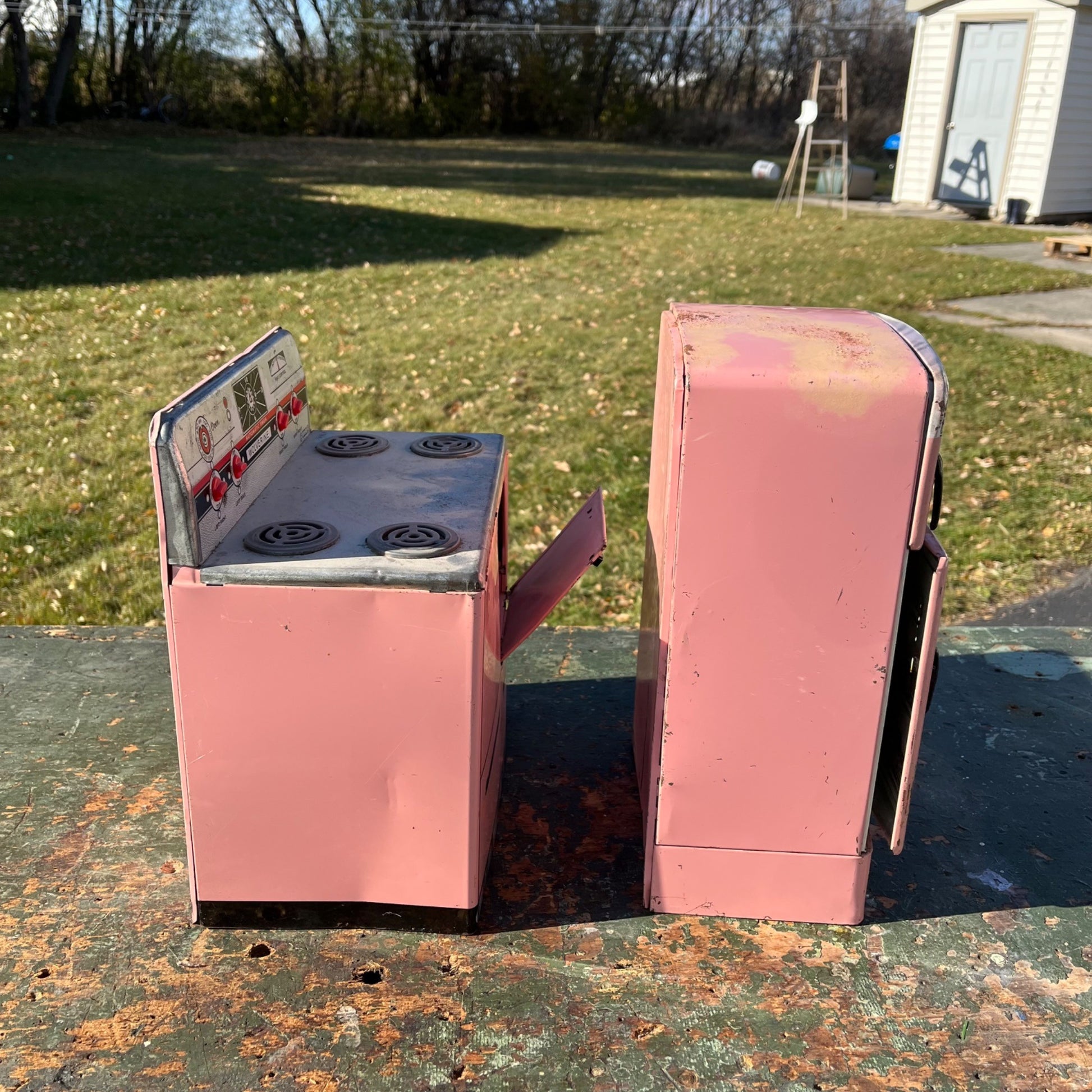 Vintage 50’s Wolverine Toy Kitchen Fridge Appliance Pink Tin Metal Play Set Oven
