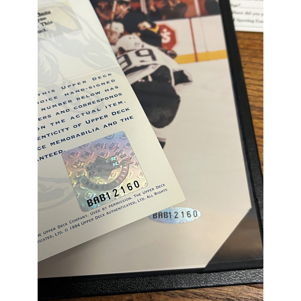Wayne Gretzky Upper Deck Limited Edition 802 Goal Signed 8x10 Photo UDA