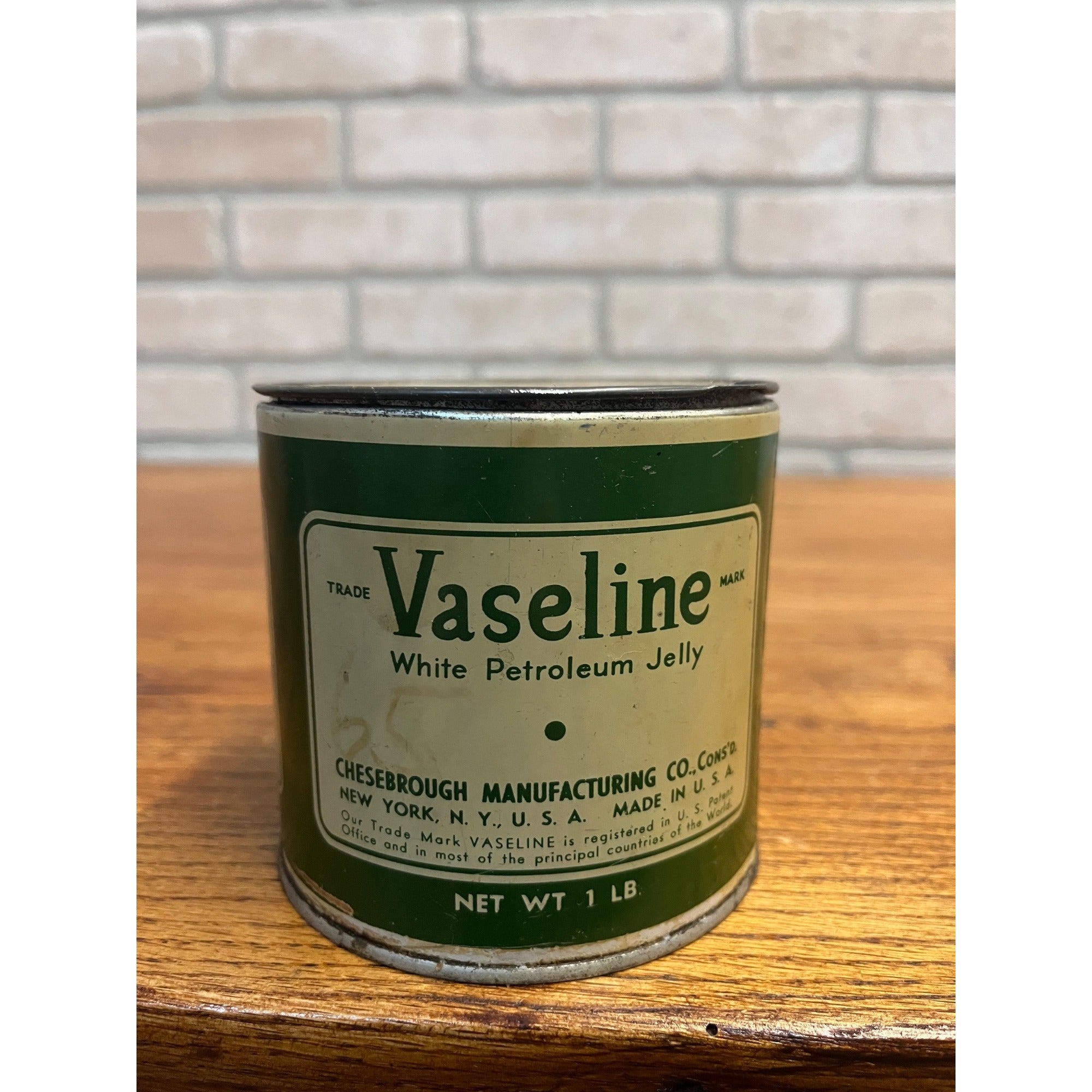 Vintage Vaseline White Petroleum Jelly 1lb Tin Can 3/4 Full Chesebrough Mf Co NY