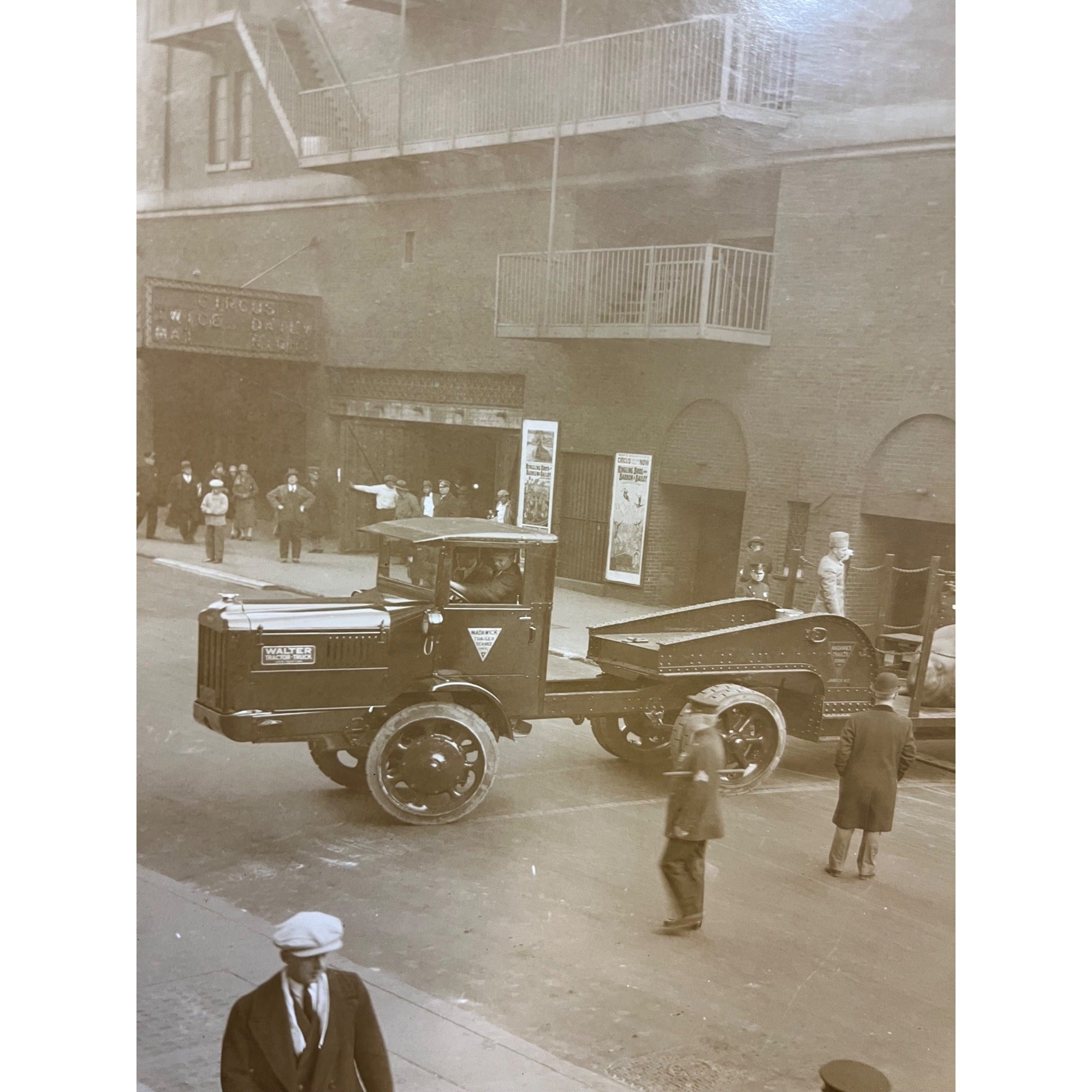 Original 1920 Walter Tractor Truck Factory Photo Manatee Ringling Bros Circus NY