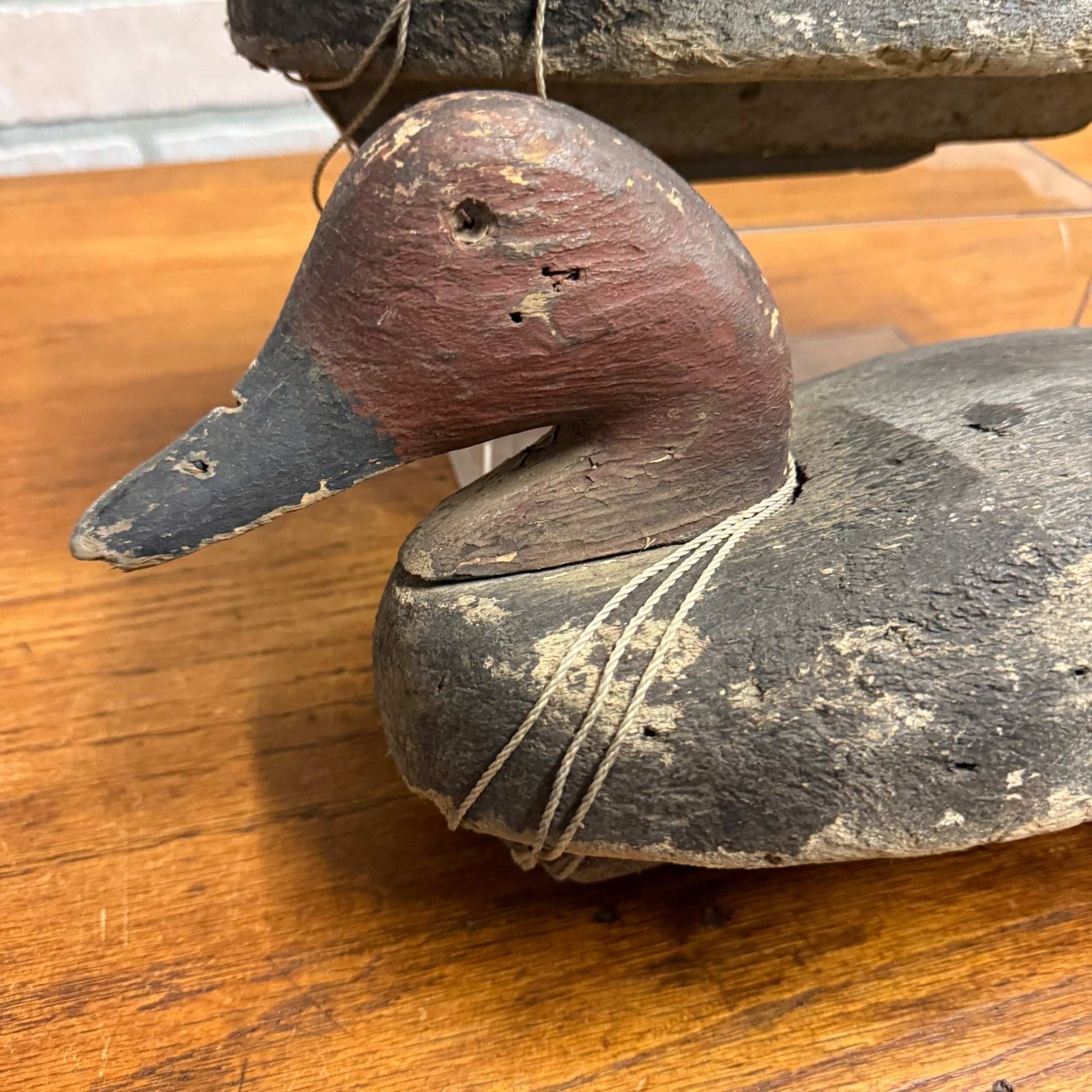 Nice Pair 1940s Rigged Balsa Herters Canvasback Wooden Duck Decoy Hen & Drake