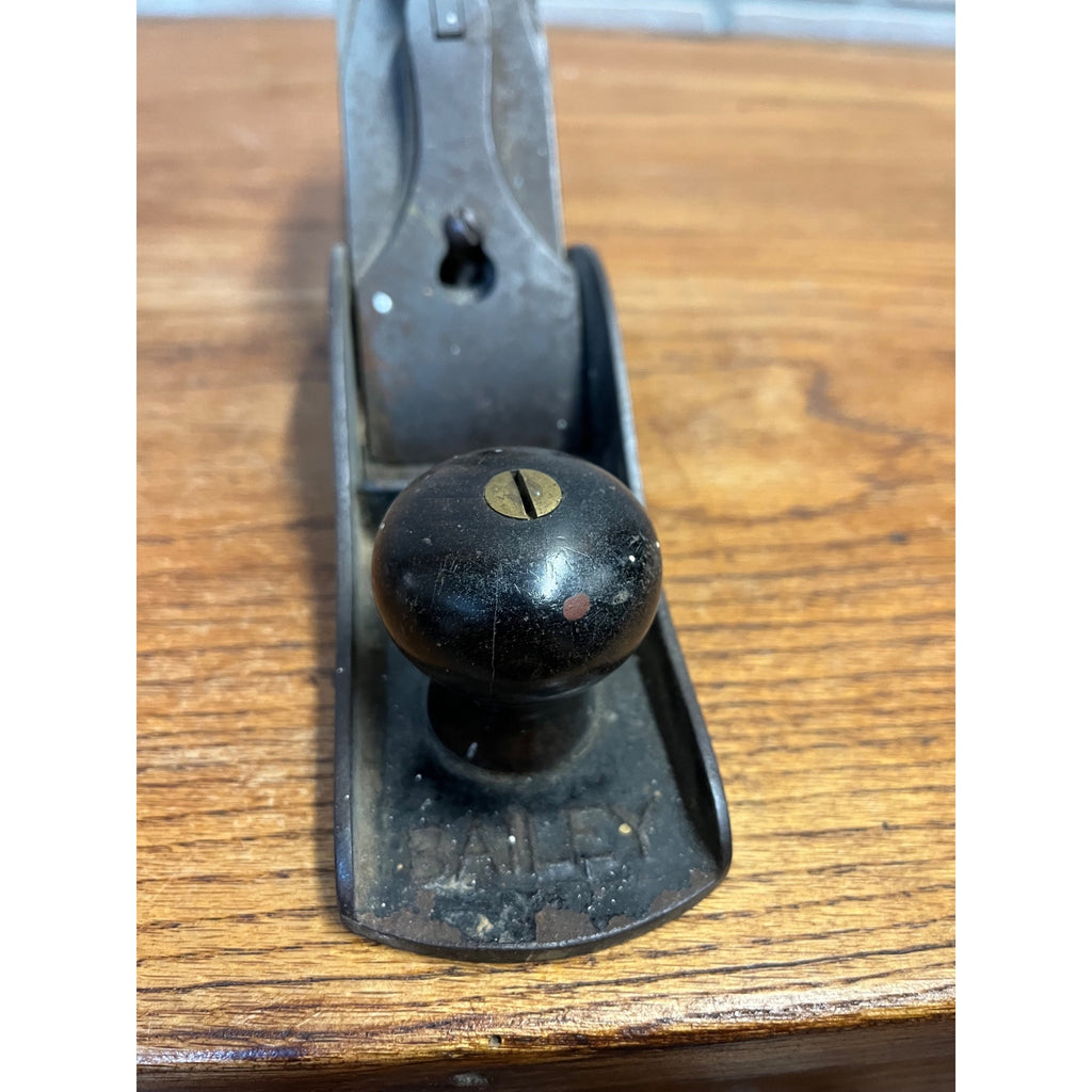 Vintage Stanley Bailey No.5 Smooth Bottom Hand Plane Woodworking Tool