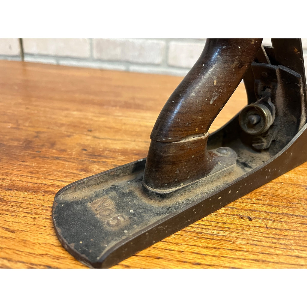 Vintage Stanley Bailey No.5 Smooth Bottom Hand Plane Woodworking Tool