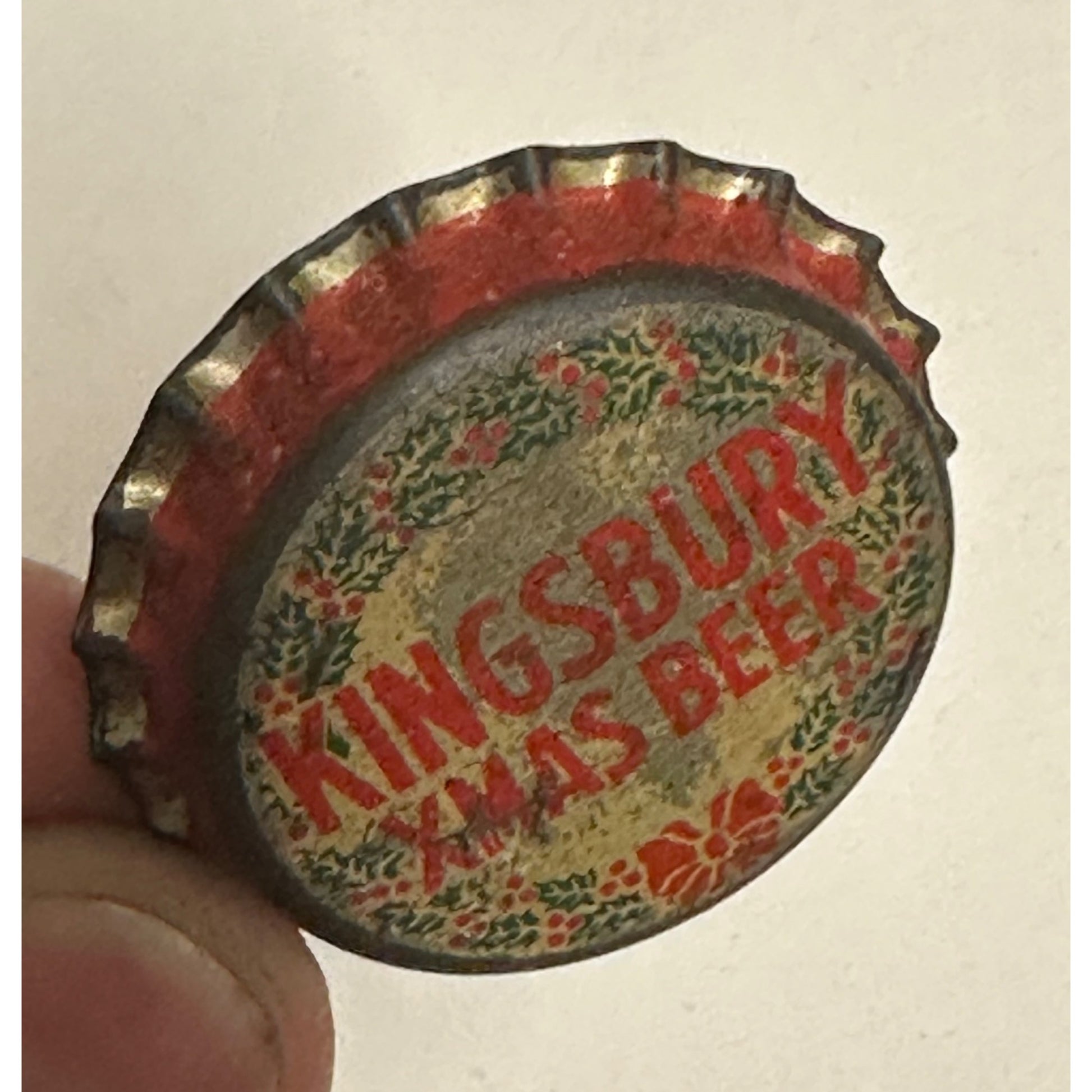 KINGSBURY XMAS BEER UNUSED CORK BEER BOTTLE CAP ~ SHEBOYGAN WISCONSIN CROWN