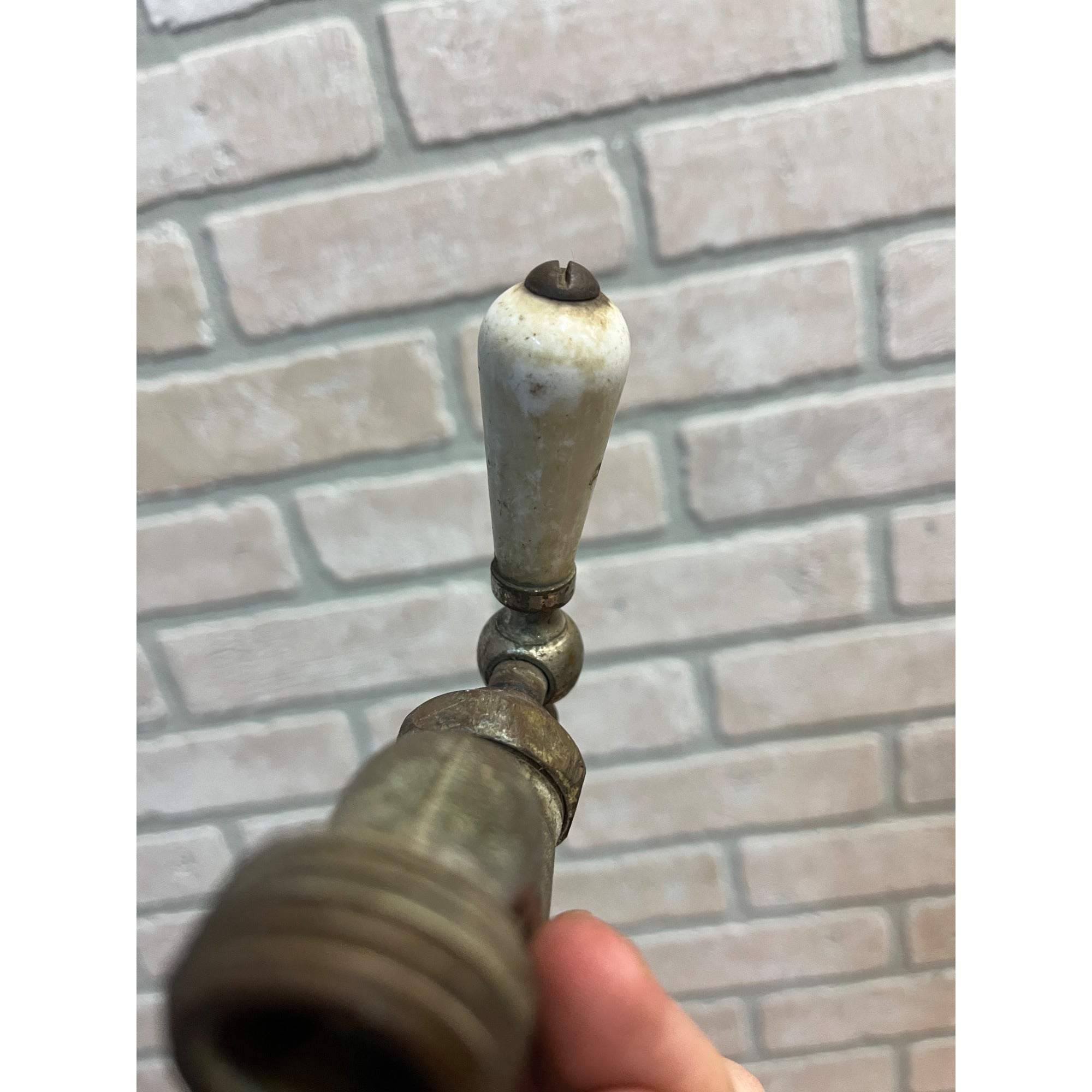 Vintage Hot Bathroom Sink Tub Faucet Spout Brass Porcelain